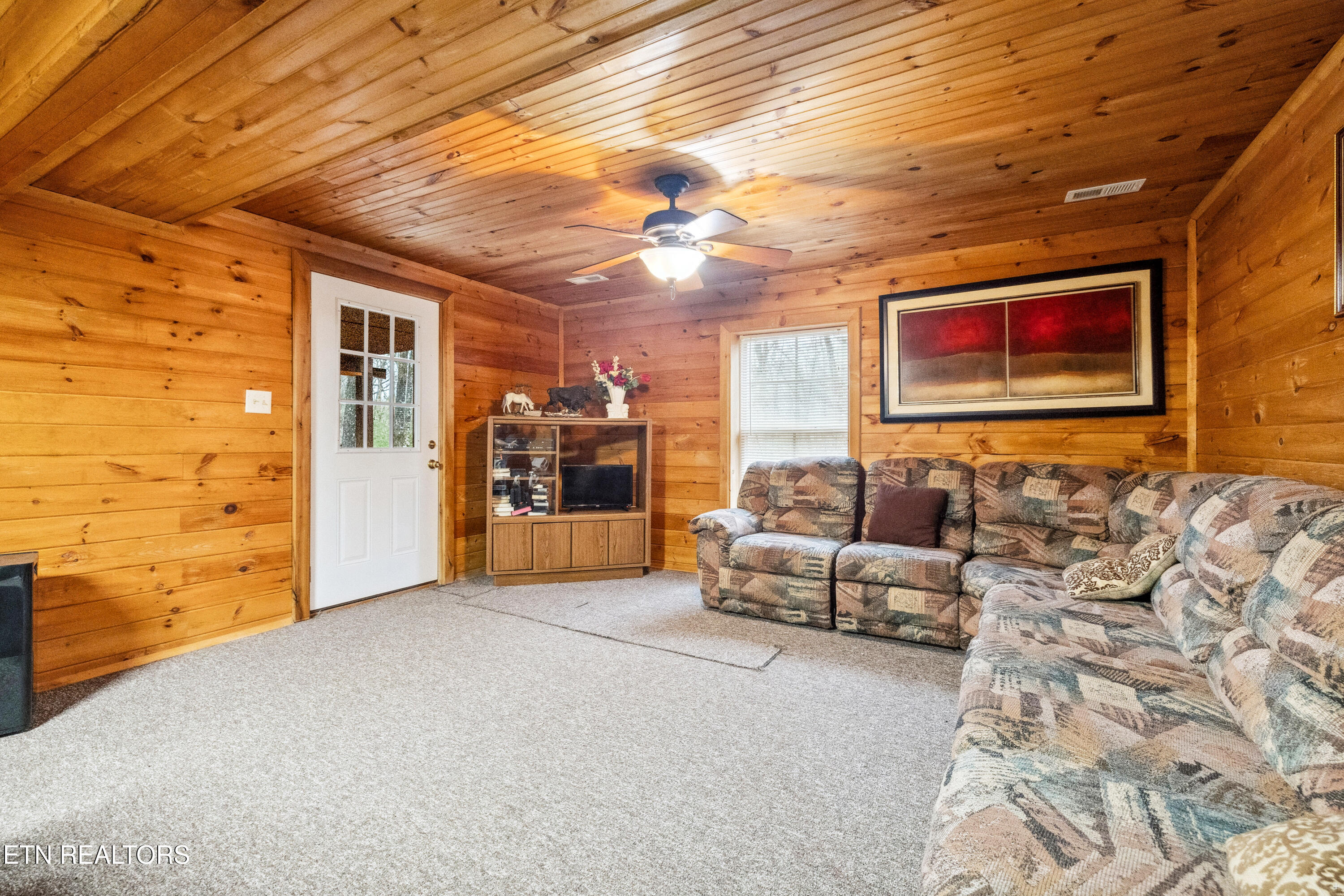 930 Wilderness Trail Oneida TN 37841