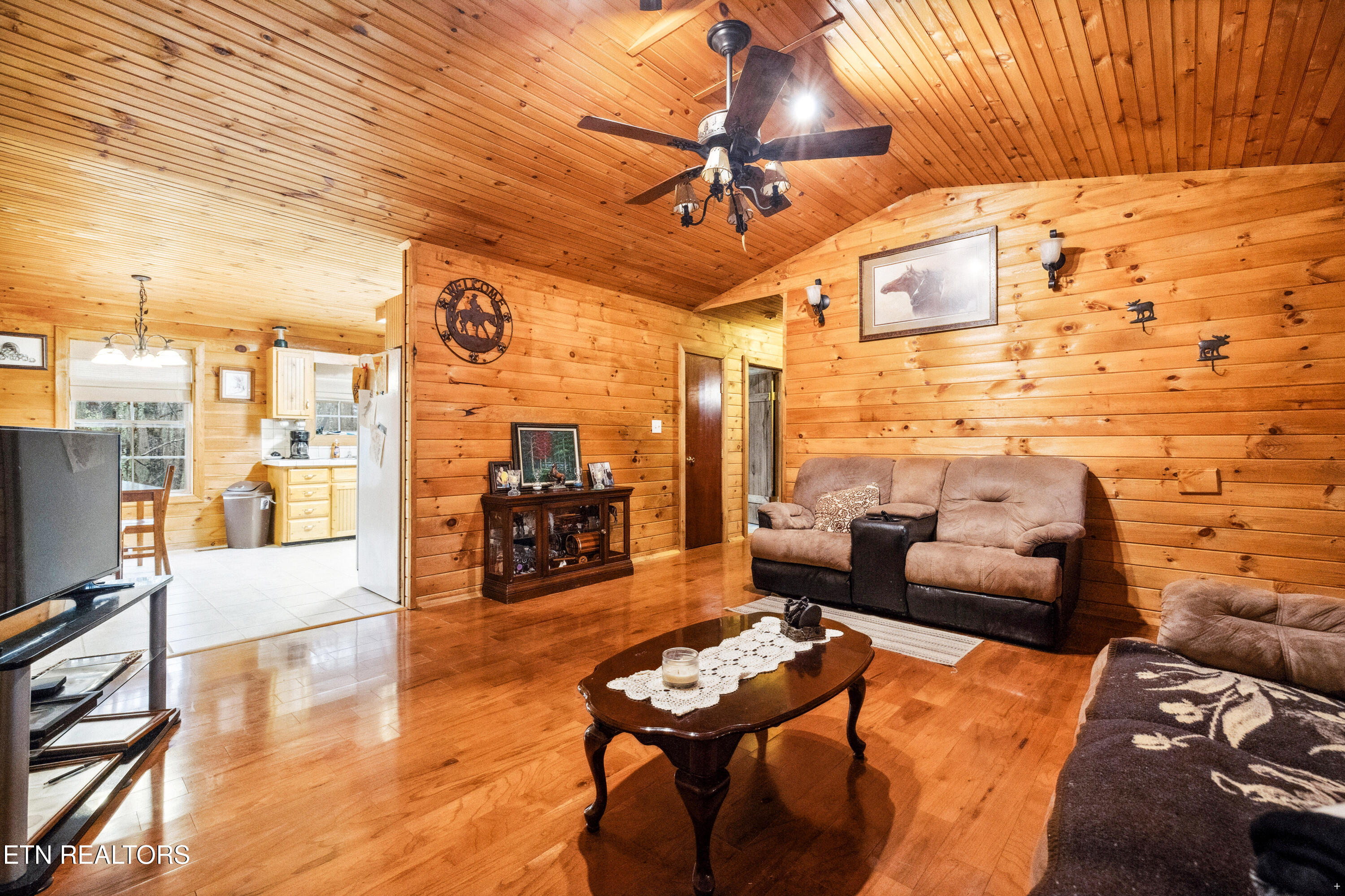 930 Wilderness Trail Oneida TN 37841