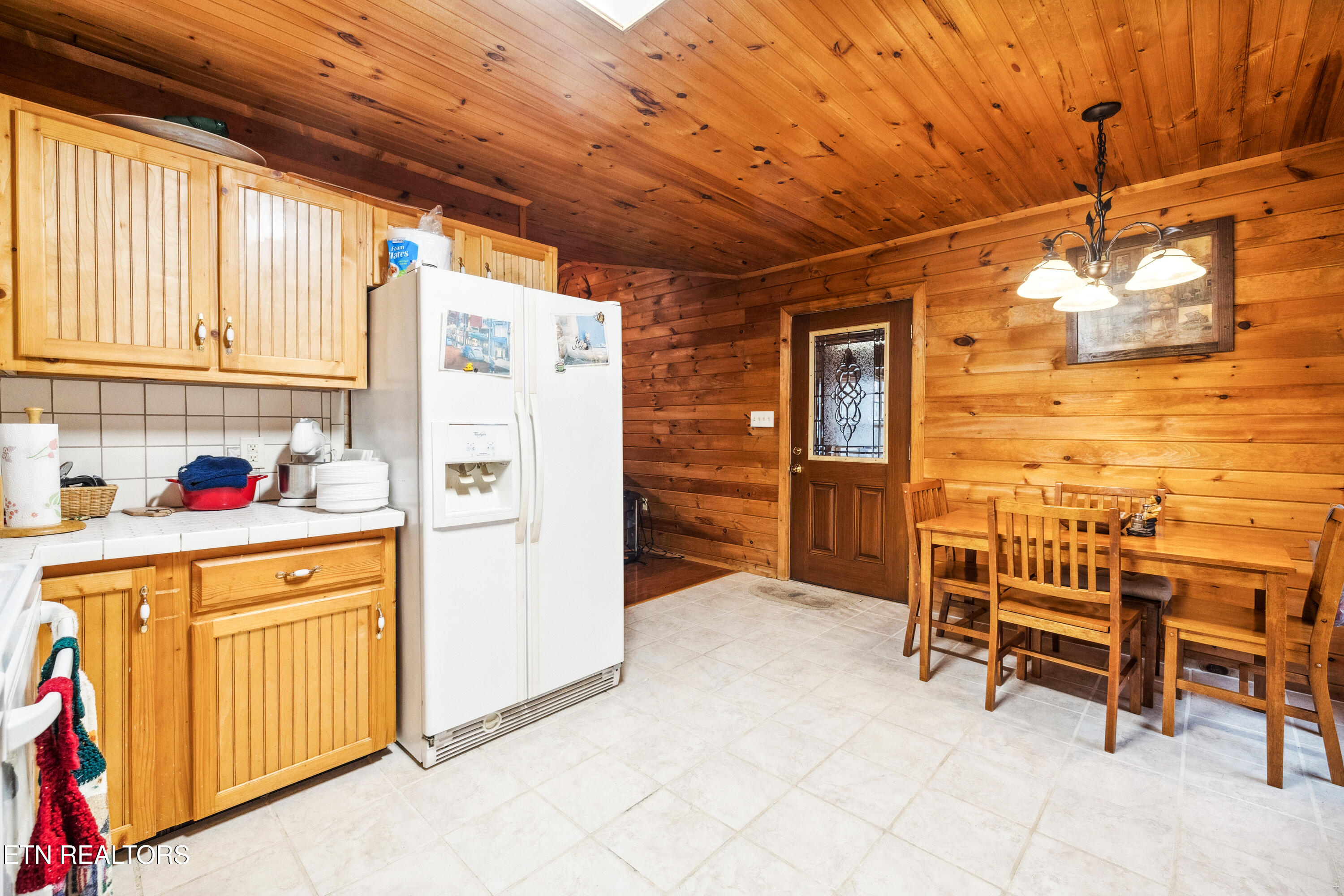 930 Wilderness Trail Oneida TN 37841
