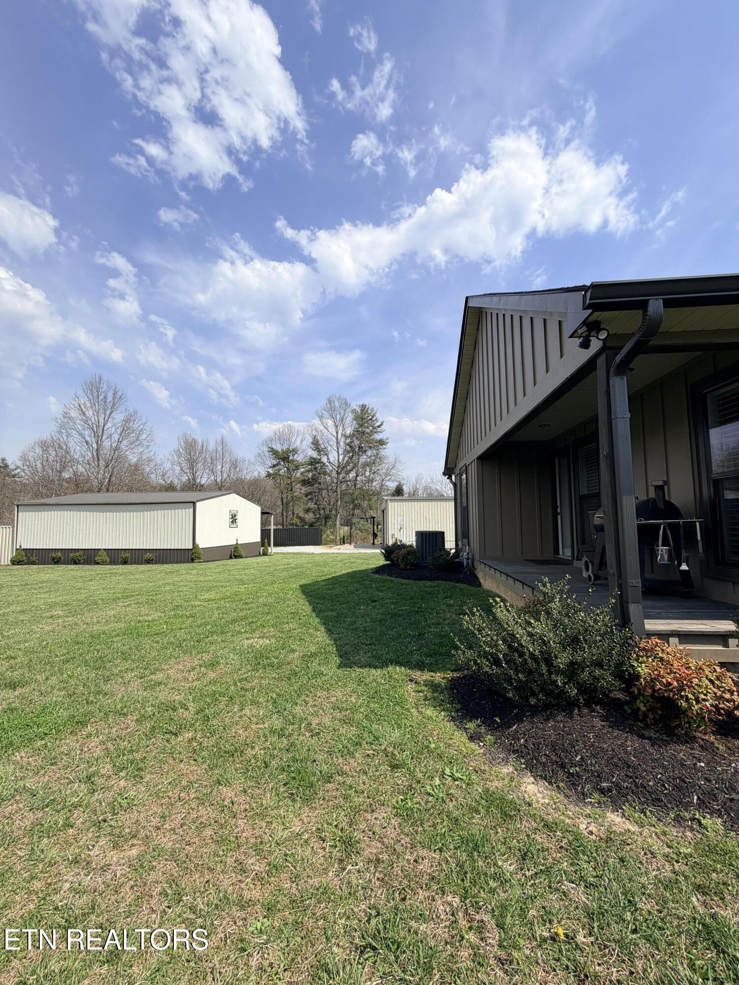 1021 Pleasant Grove Road Winfield TN 37892