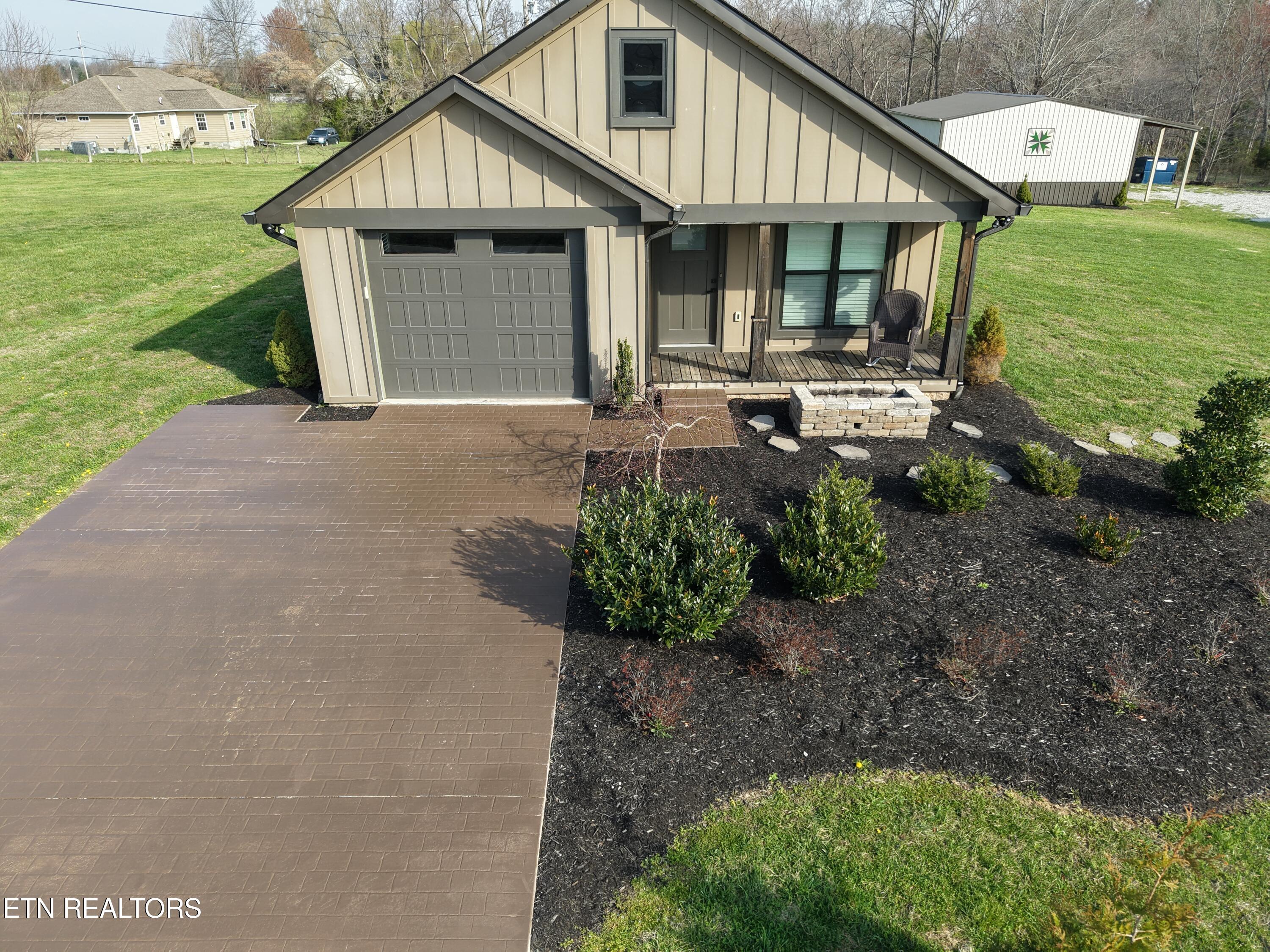 1021 Pleasant Grove Road Winfield TN 37892