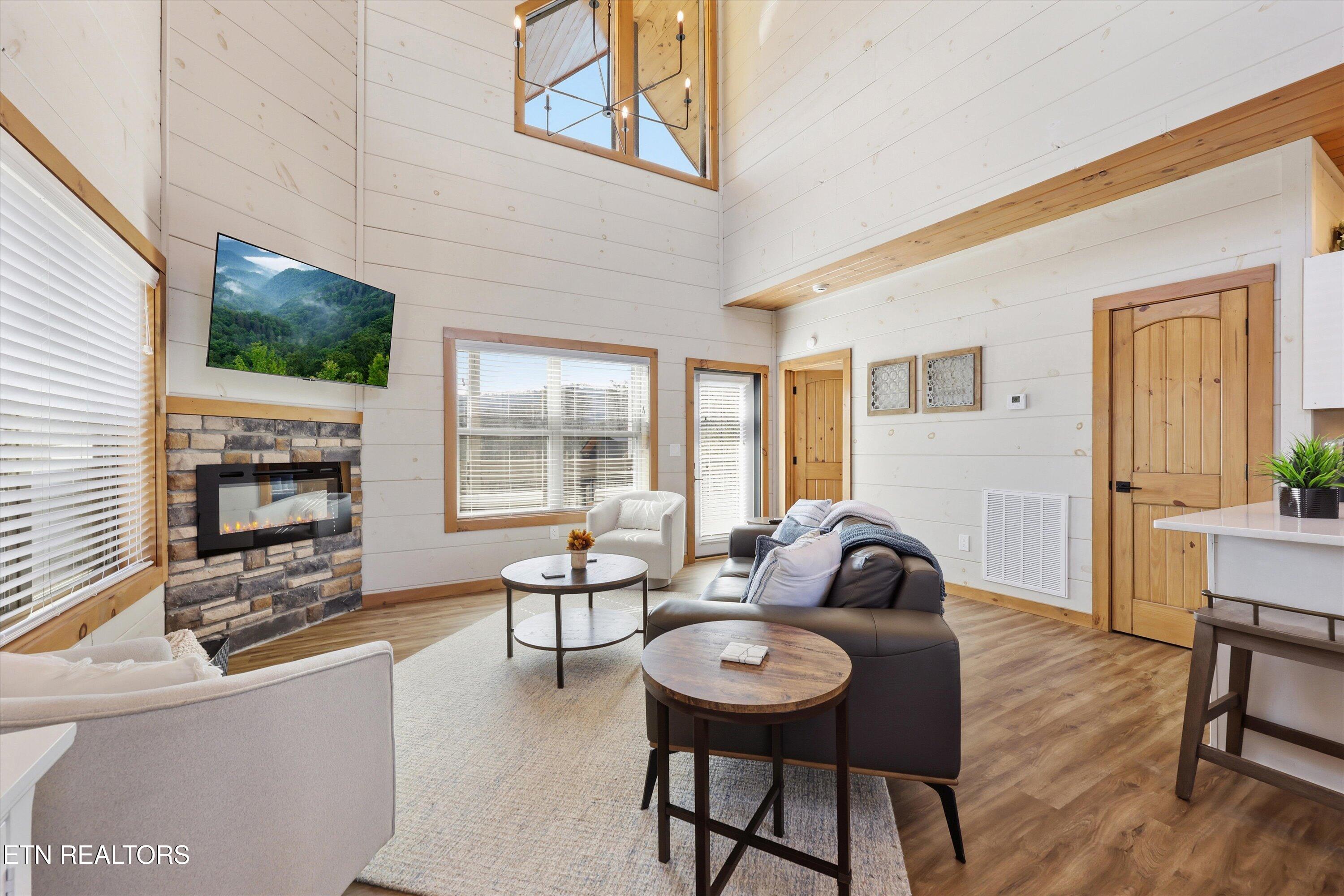 2872 Sequoia Road Pigeon Forge TN 37863