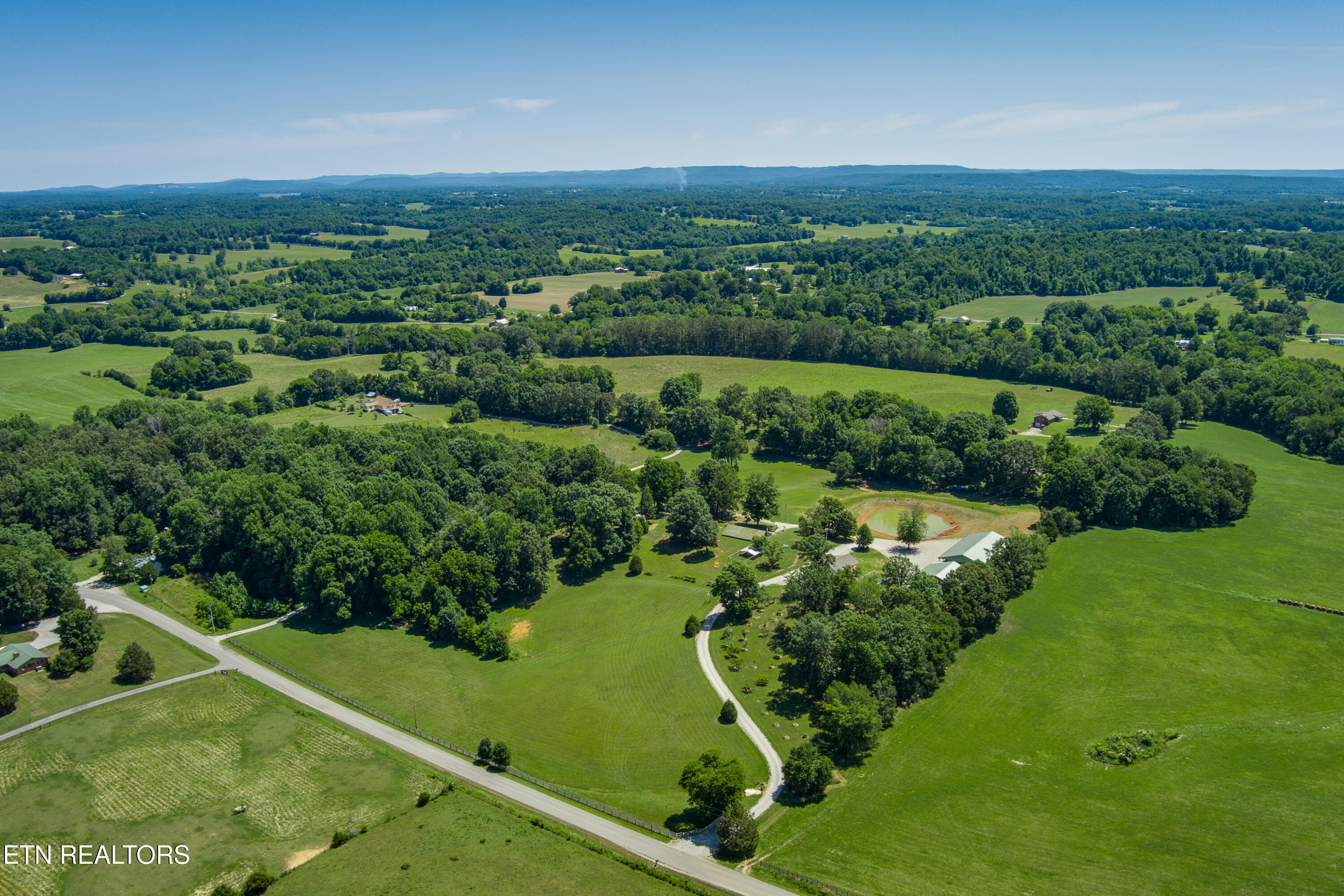 1864 Liberty Road Sparta TN 38583