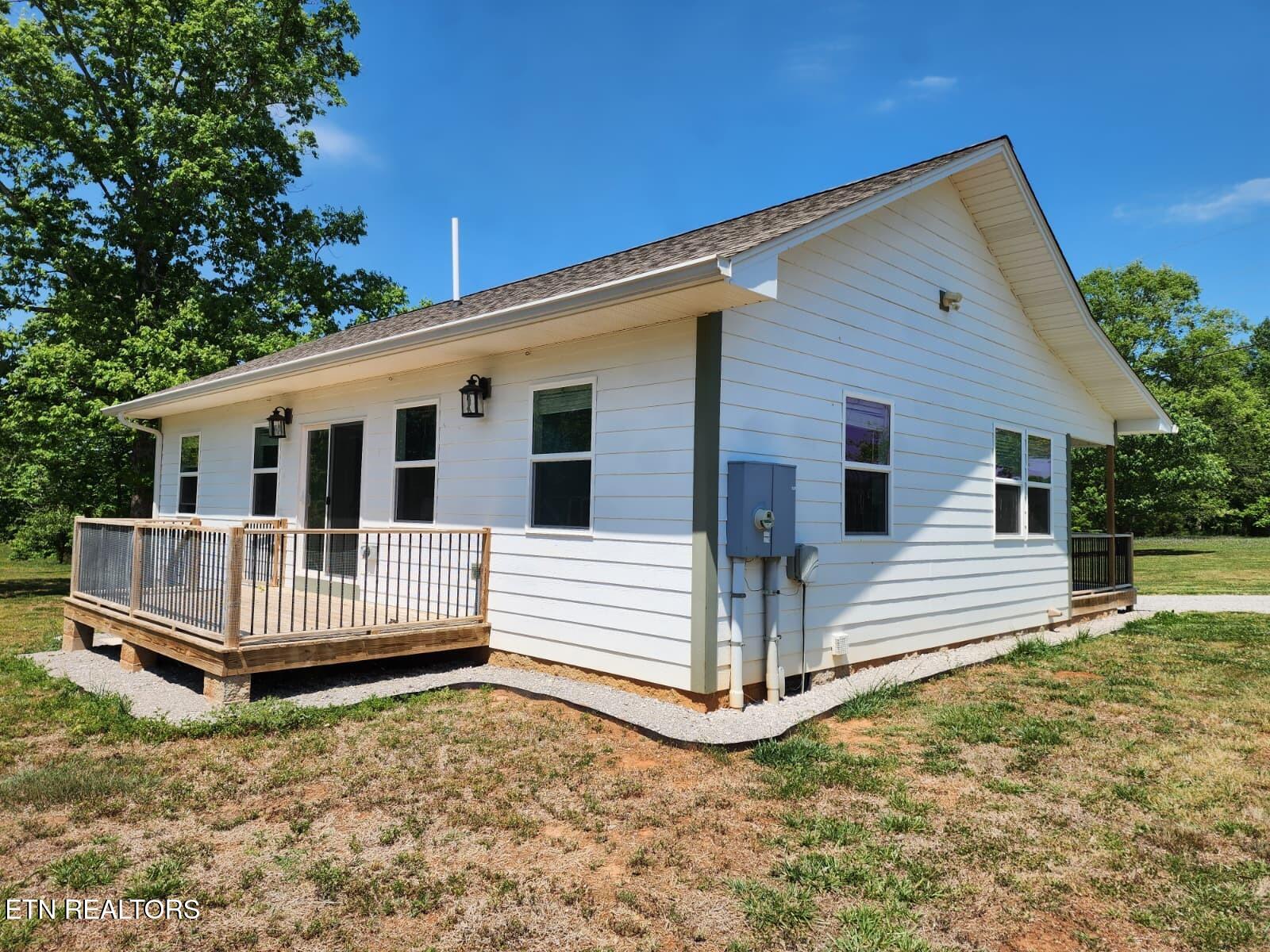 1864 Liberty Road Sparta TN 38583