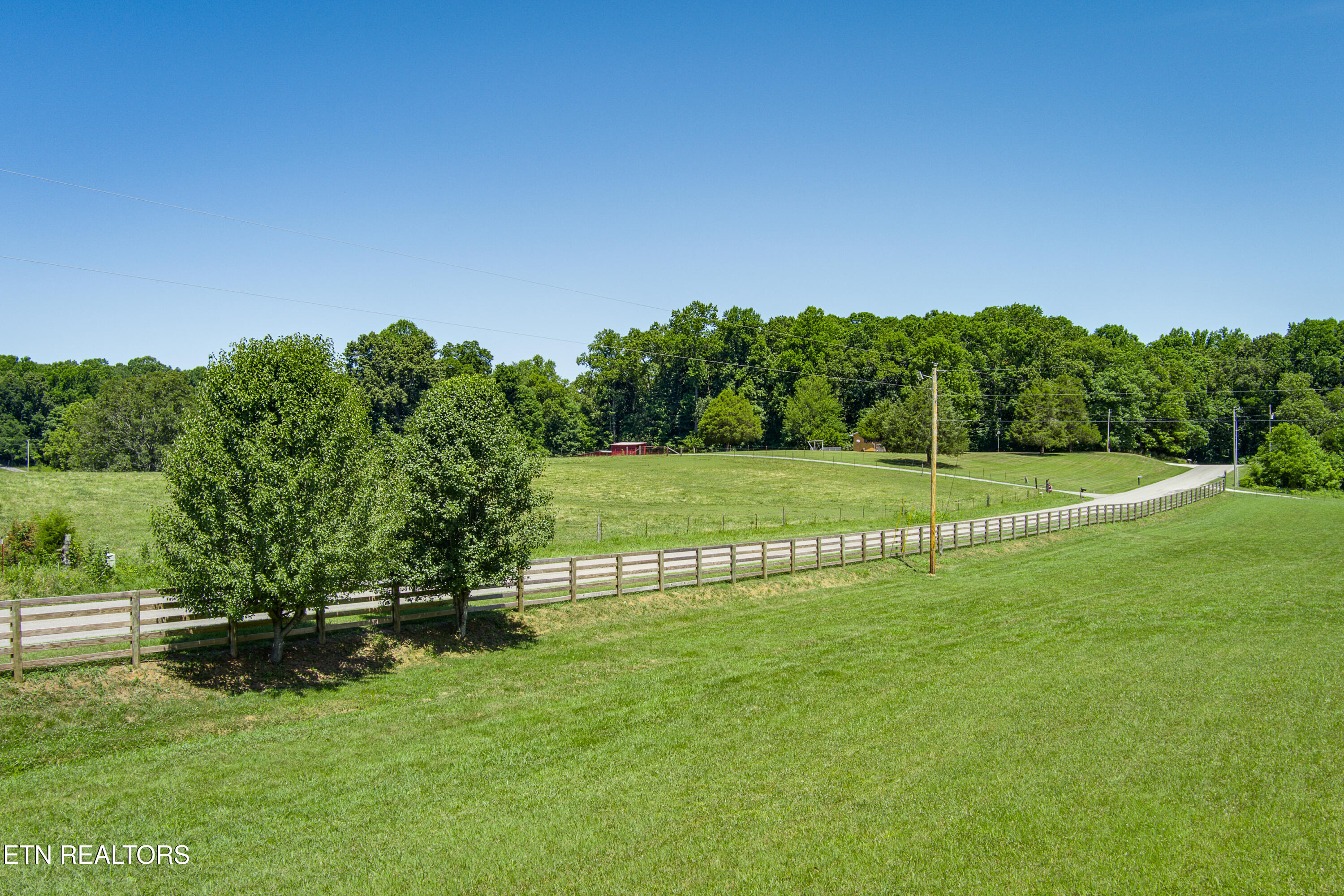 1864 Liberty Road Sparta TN 38583