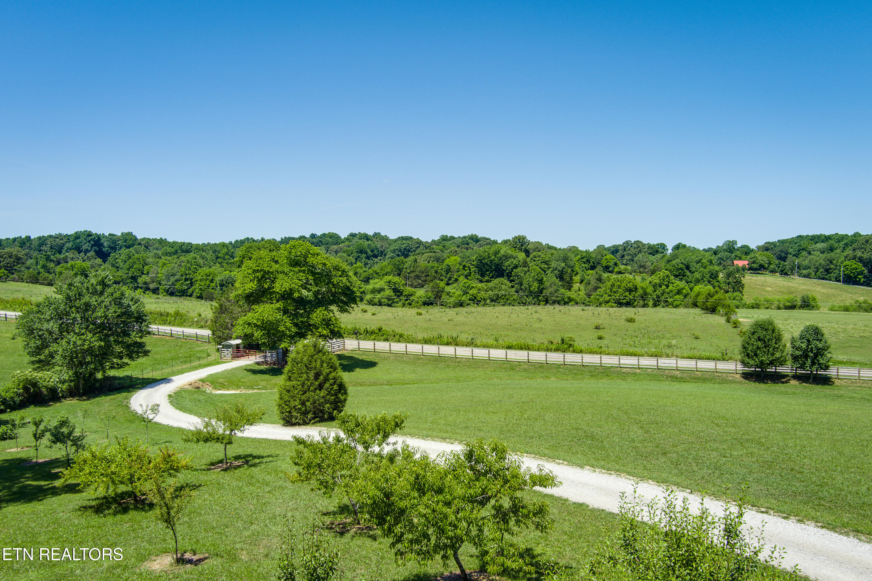 1864 Liberty Road Sparta TN 38583