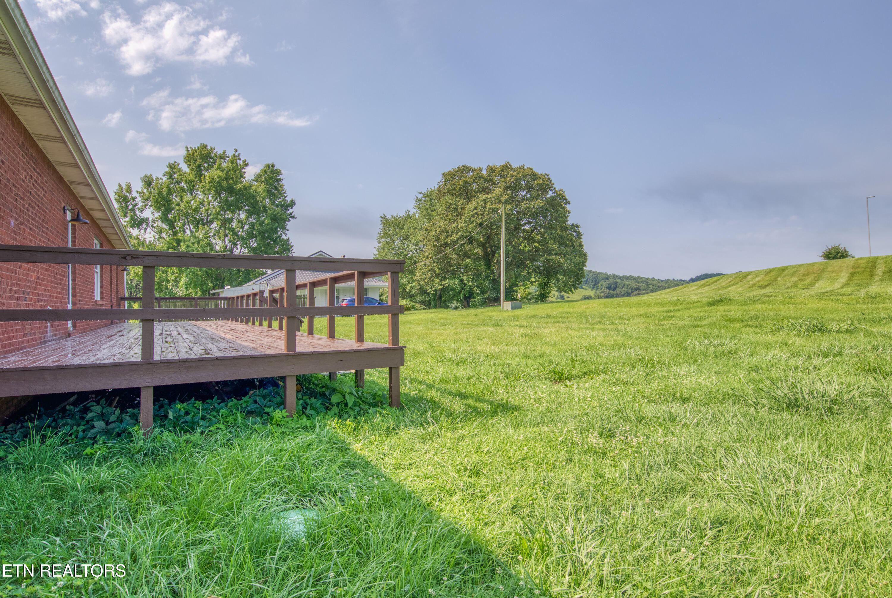 131 El Sara Drive New Tazewell TN 37825