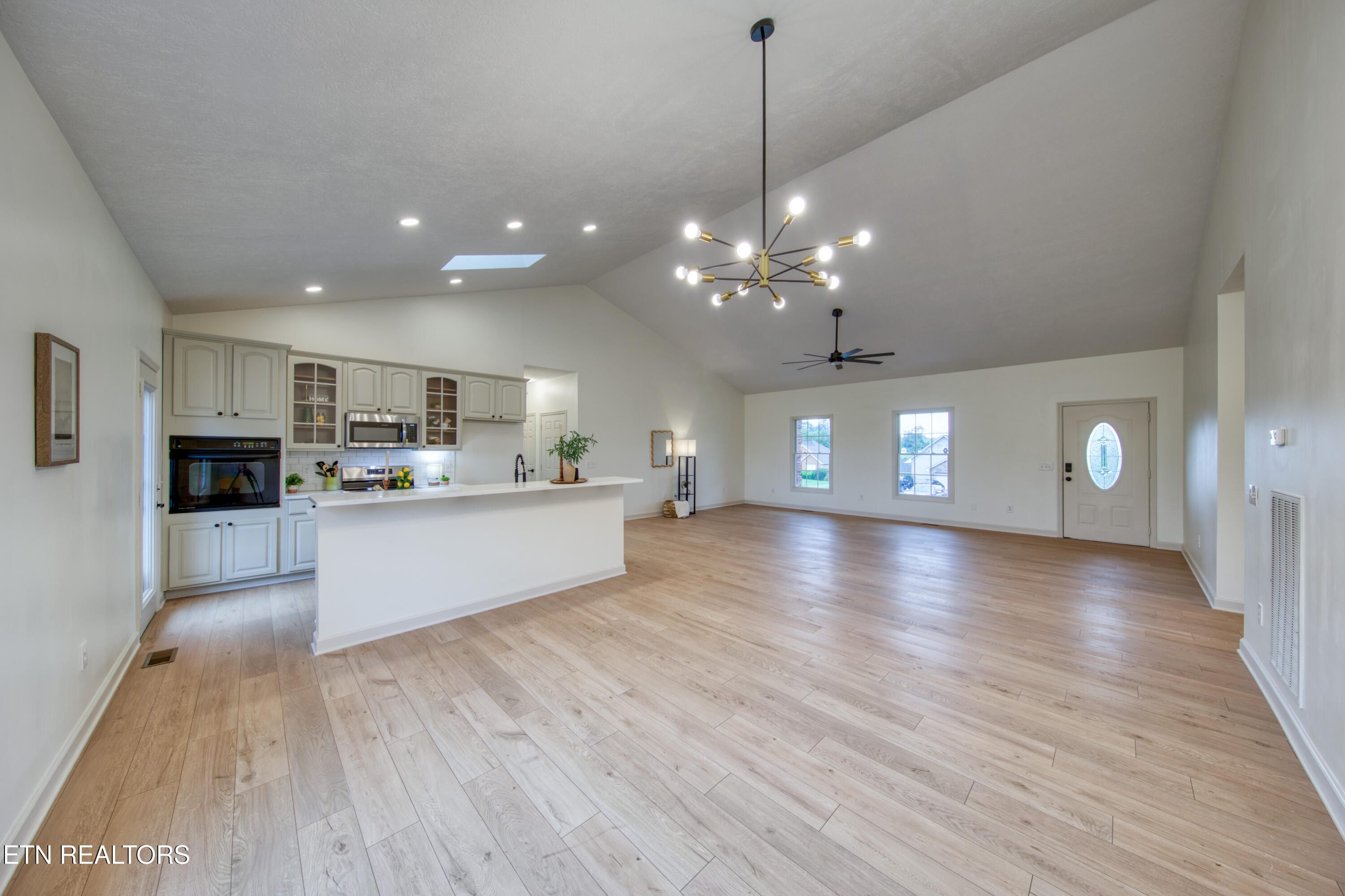 131 El Sara Drive New Tazewell TN 37825
