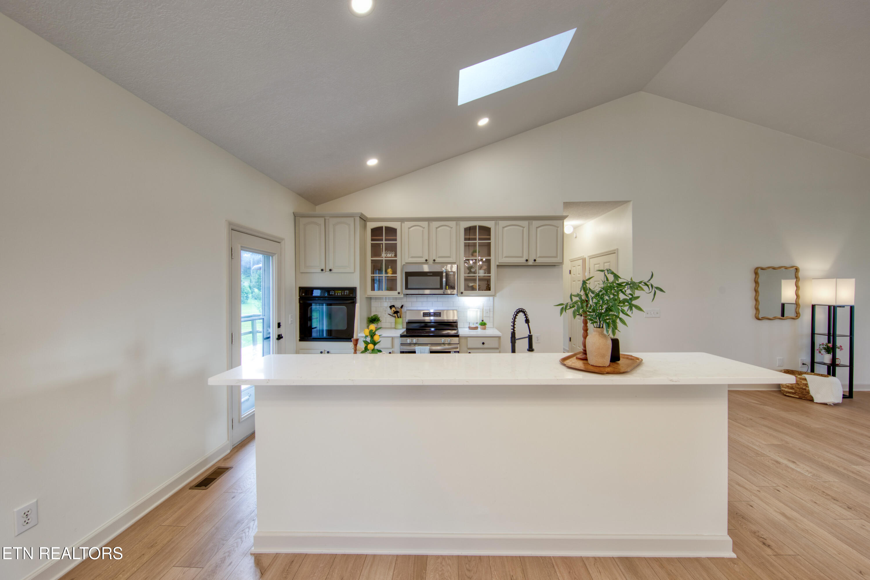 131 El Sara Drive New Tazewell TN 37825