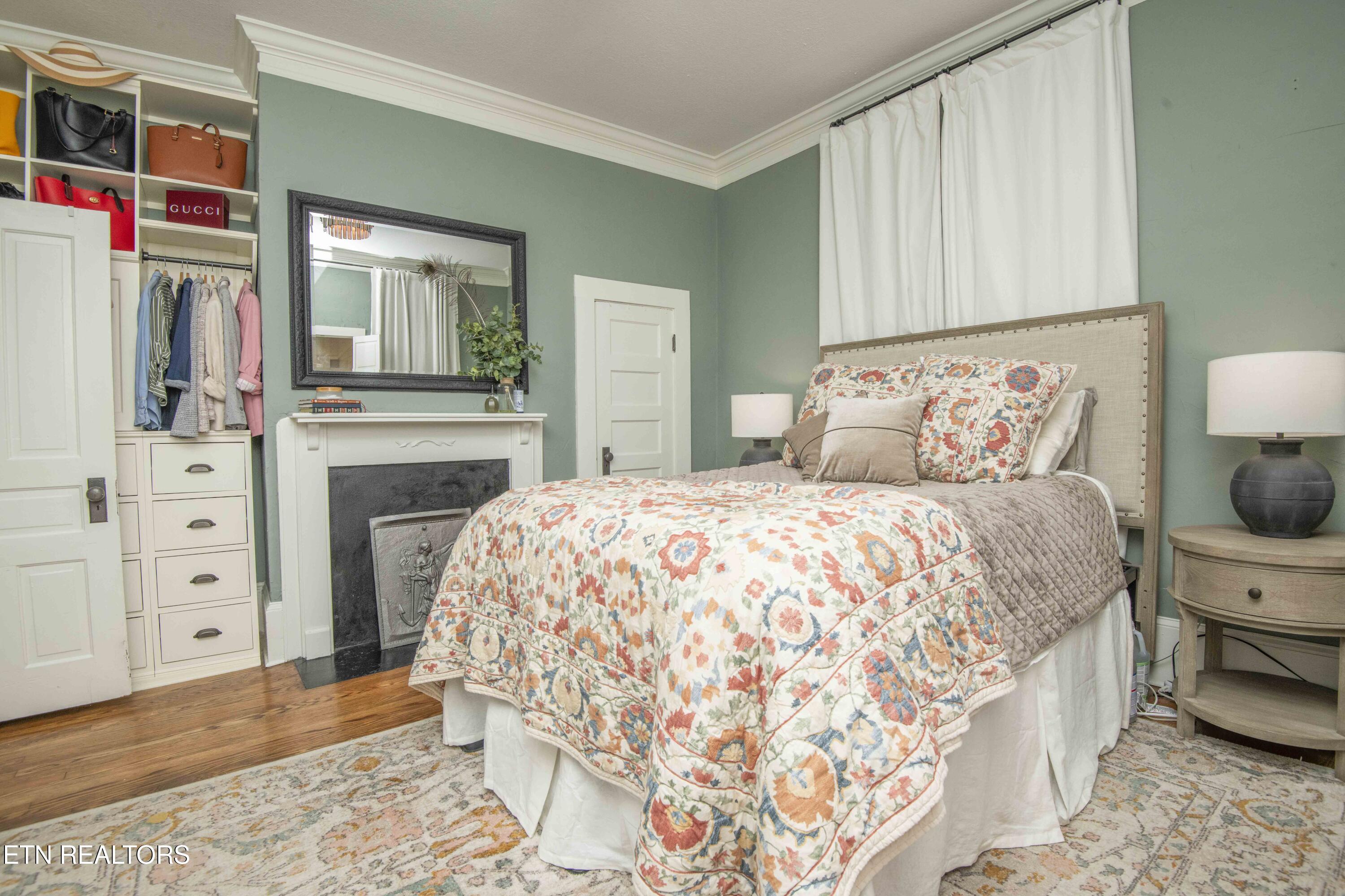 1718 Spring Street Powell TN 37849