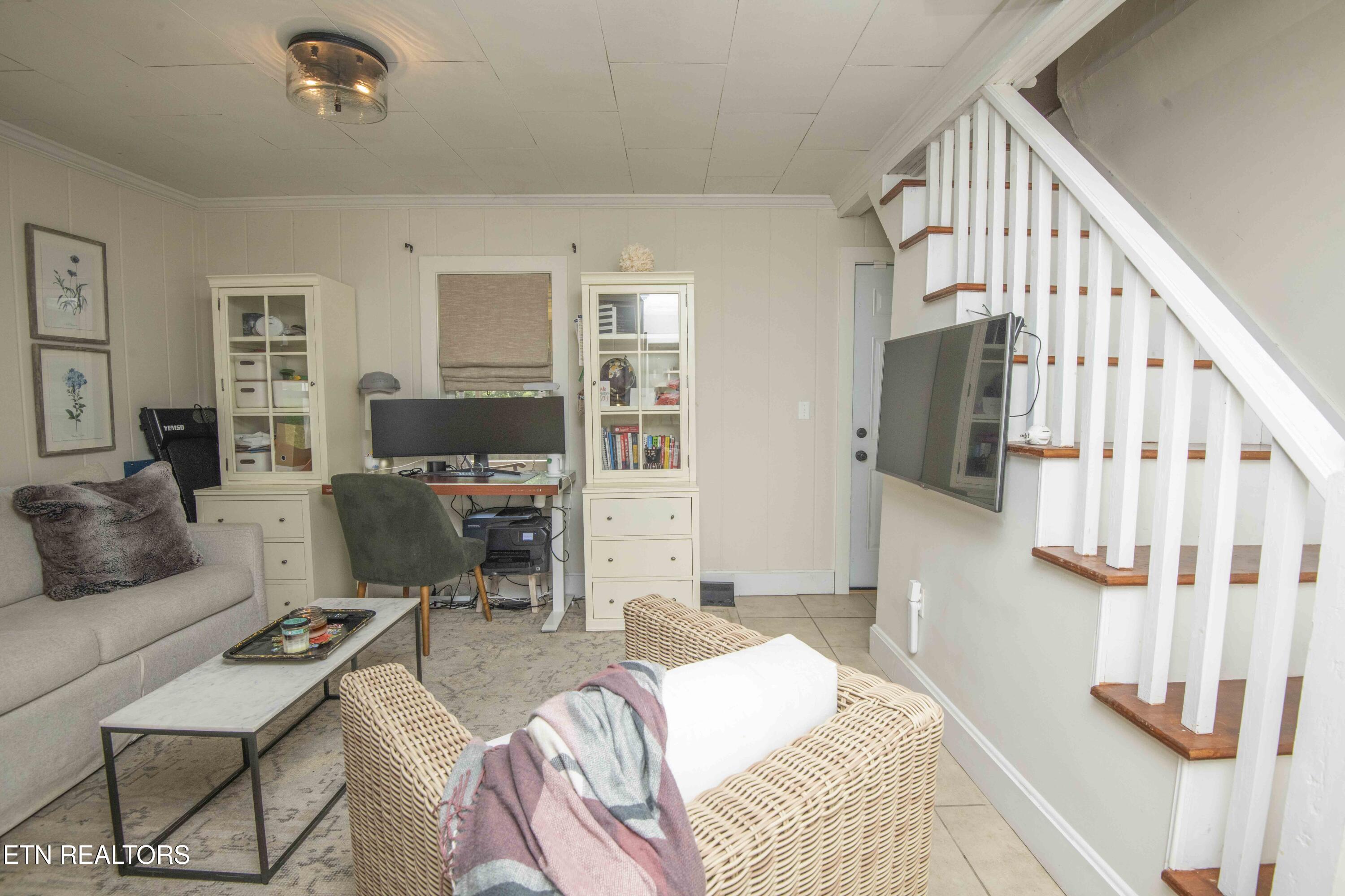 1718 Spring Street Powell TN 37849