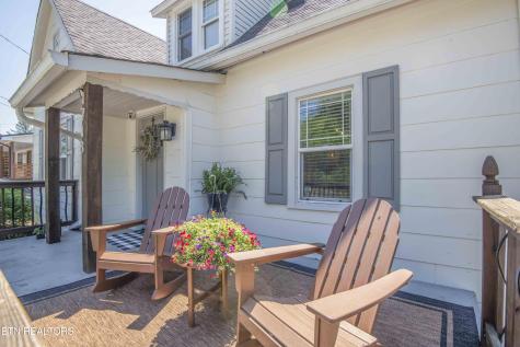 1718 Spring Street Powell TN 37849
