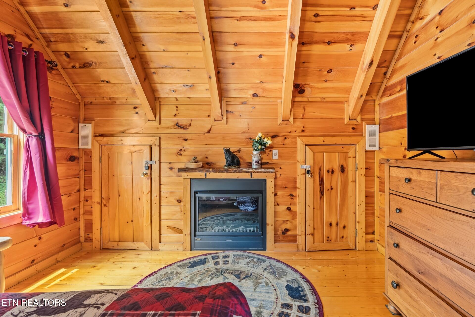 4648 Nottingham Heights Way Pigeon Forge TN 37863