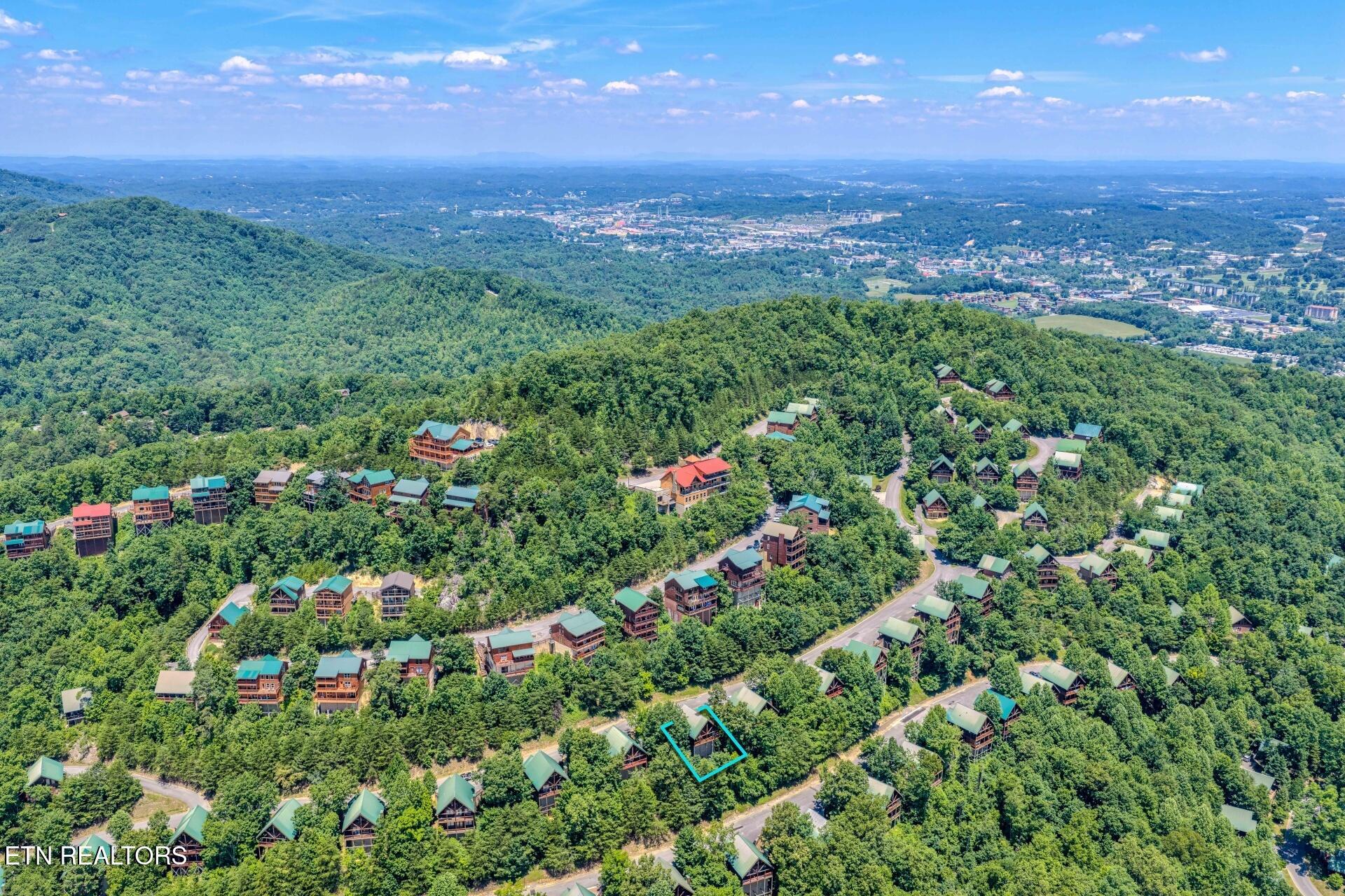 4648 Nottingham Heights Way Pigeon Forge TN 37863