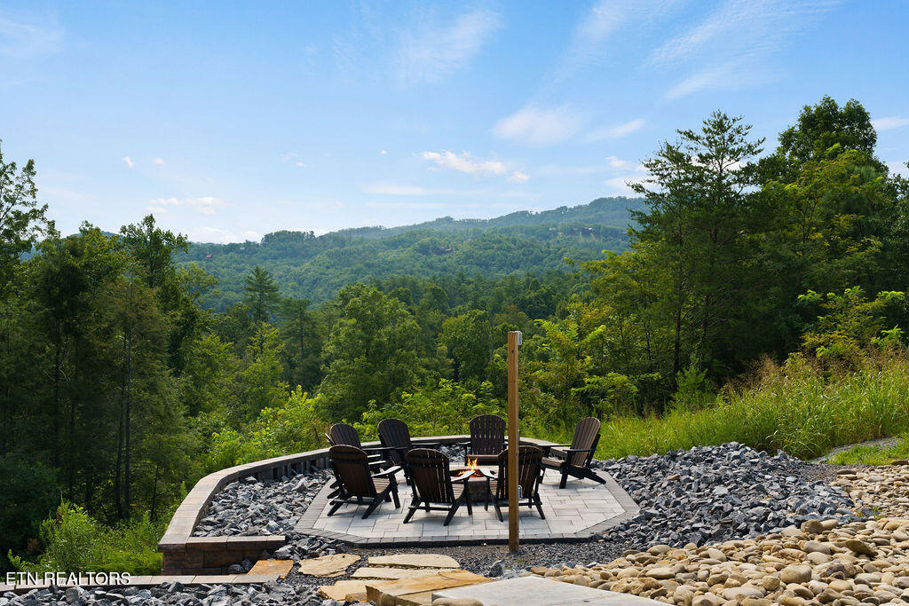 2843 Cedar Falls Way Sevierville TN 37862