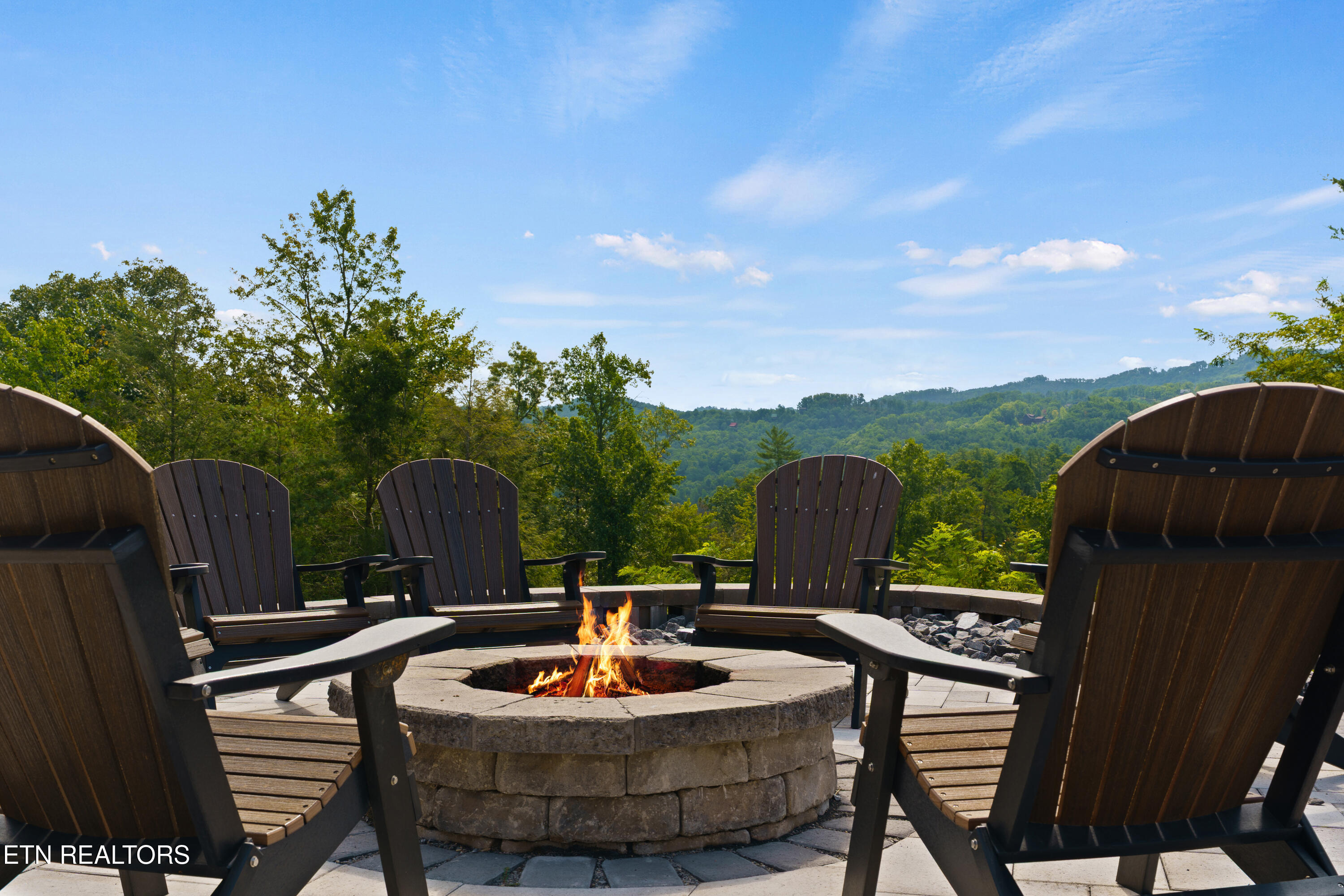 2843 Cedar Falls Way Sevierville TN 37862