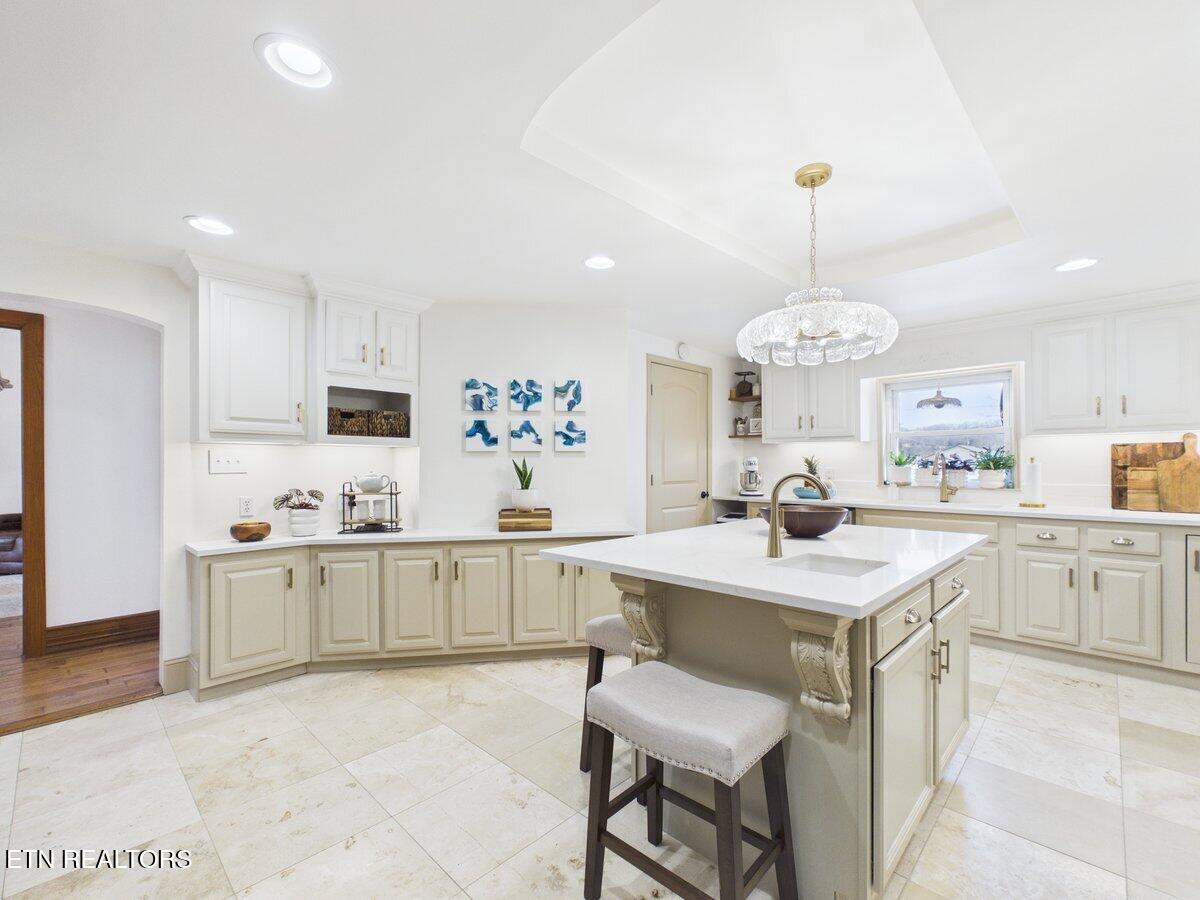 207 Thomas Road Speedwell TN 37870