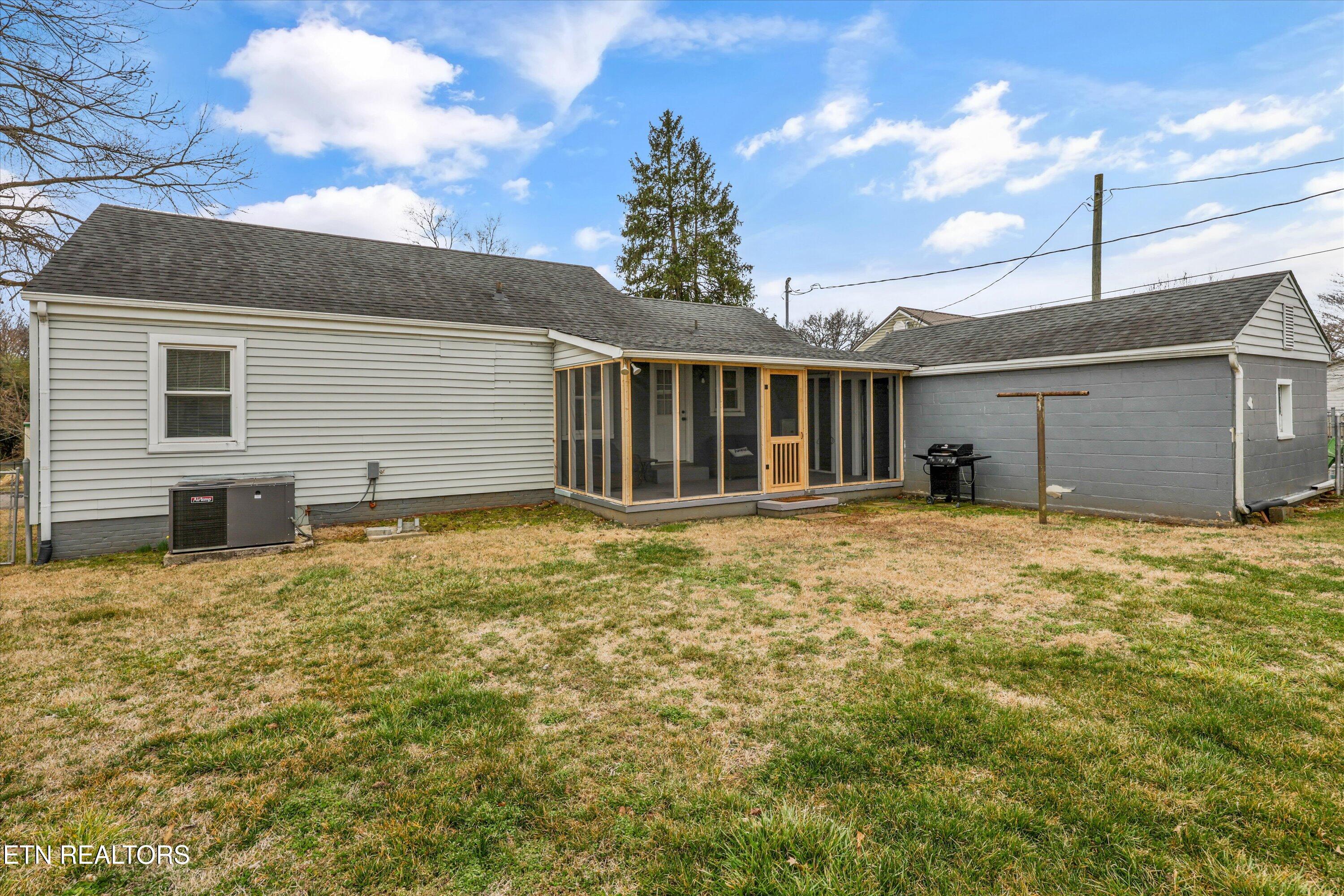 1305 Grant Street Alcoa TN 37701