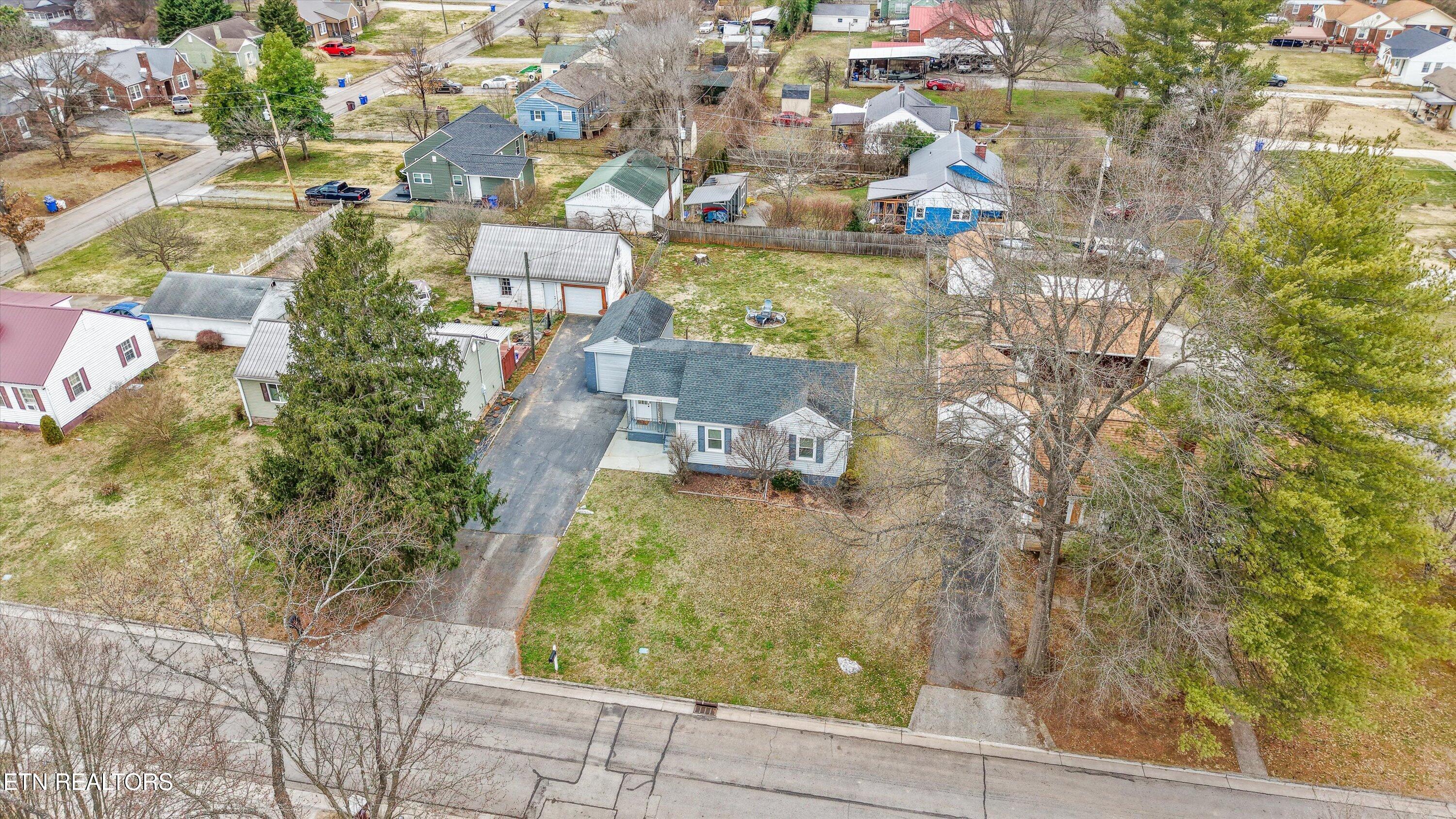 1305 Grant Street Alcoa TN 37701
