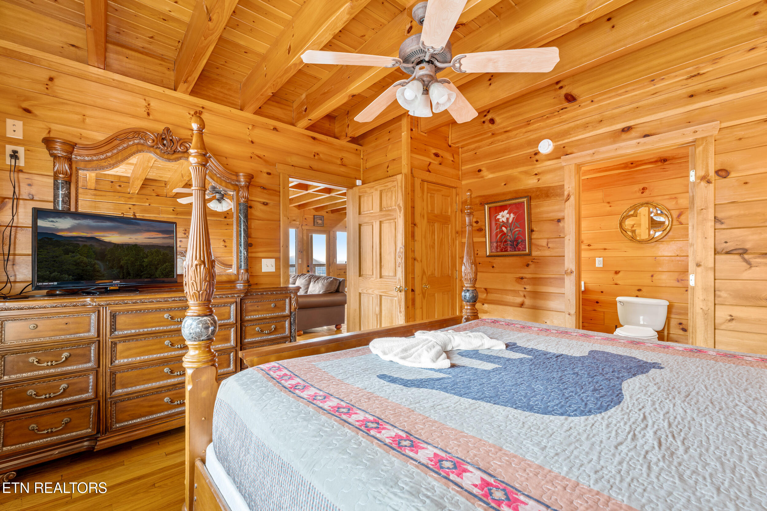 2422 Breezy Ridge Drive Sevierville TN 37876