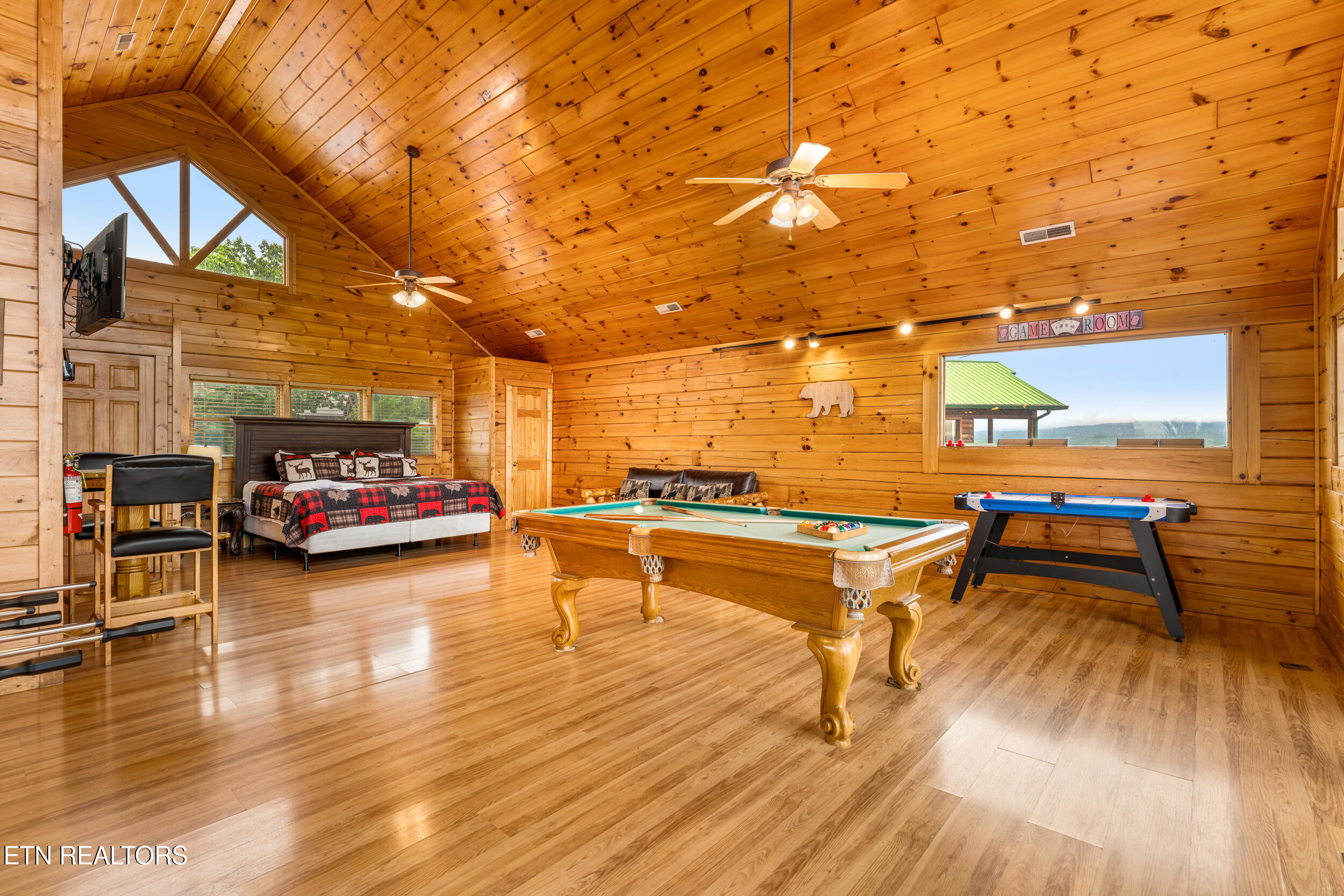 2422 Breezy Ridge Drive Sevierville TN 37876