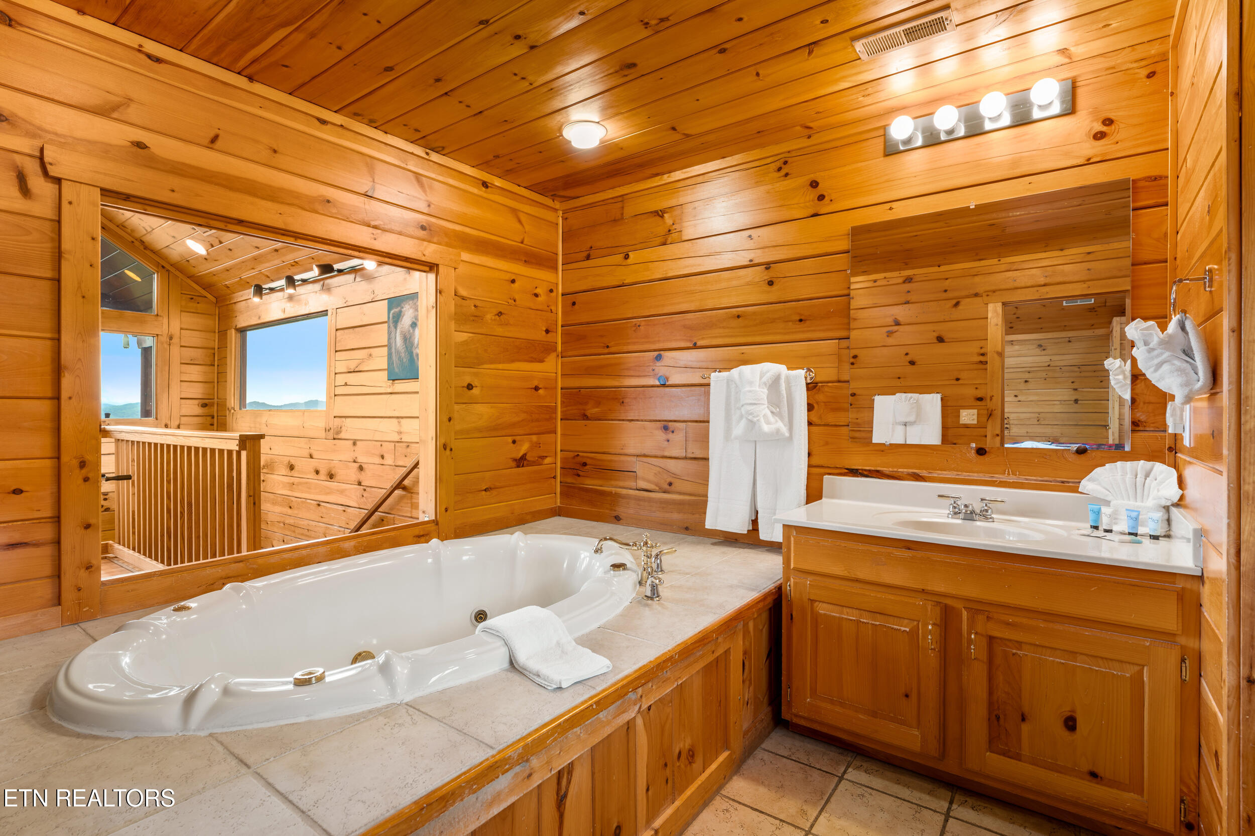 2422 Breezy Ridge Drive Sevierville TN 37876