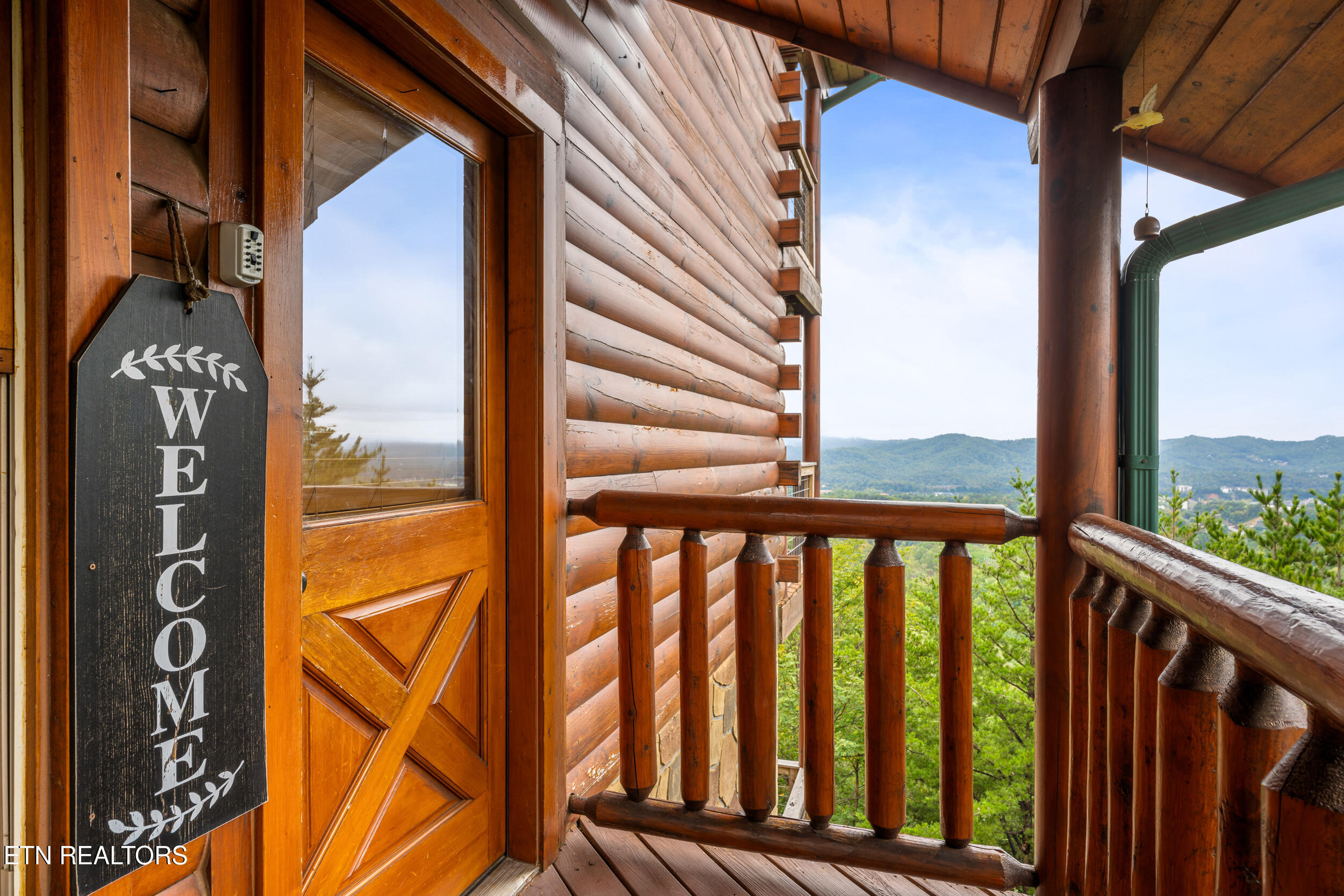 2422 Breezy Ridge Drive Sevierville TN 37876