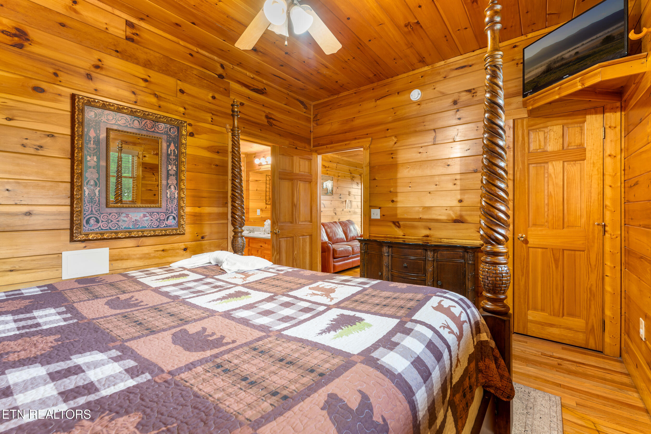 2422 Breezy Ridge Drive Sevierville TN 37876