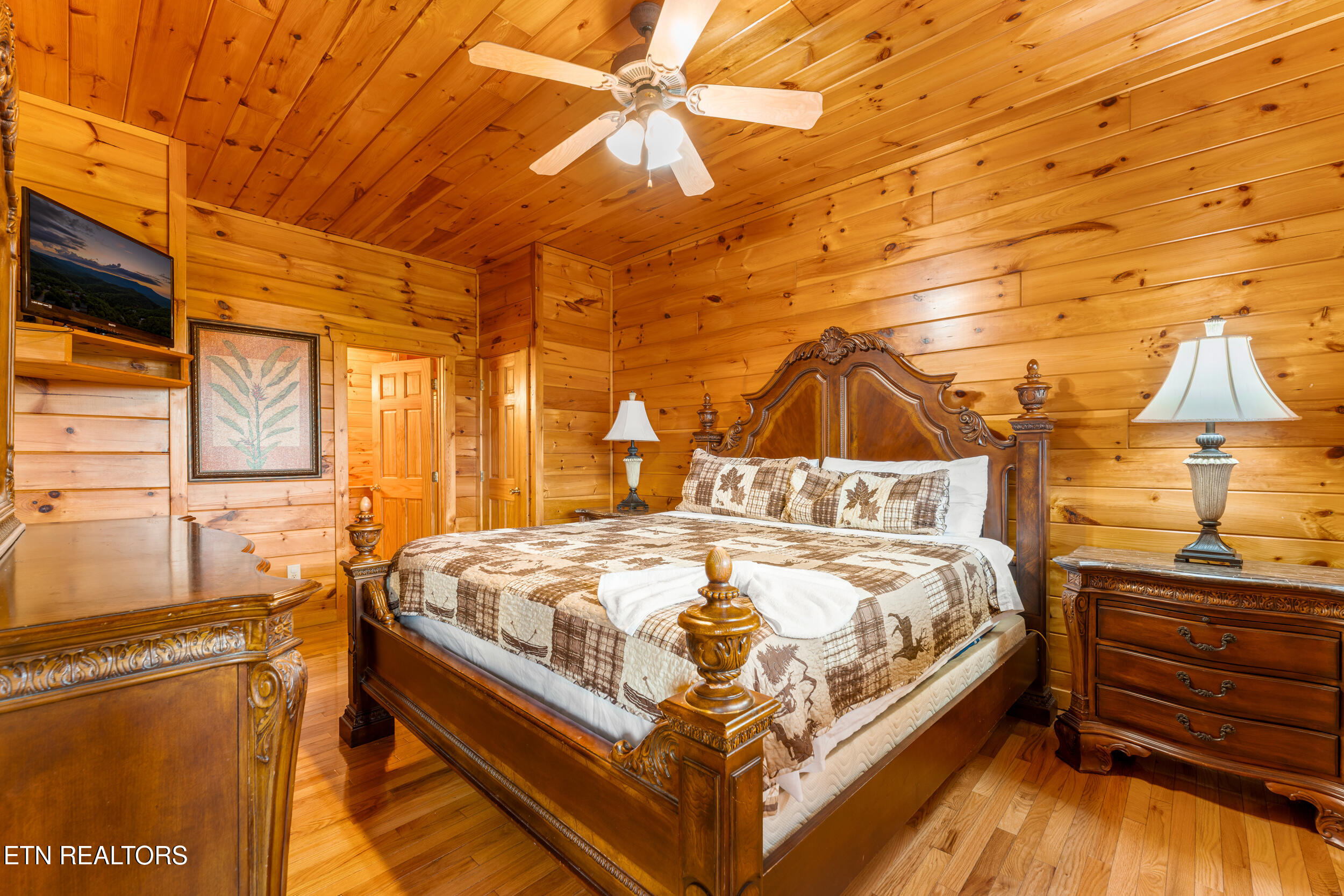 2422 Breezy Ridge Drive Sevierville TN 37876