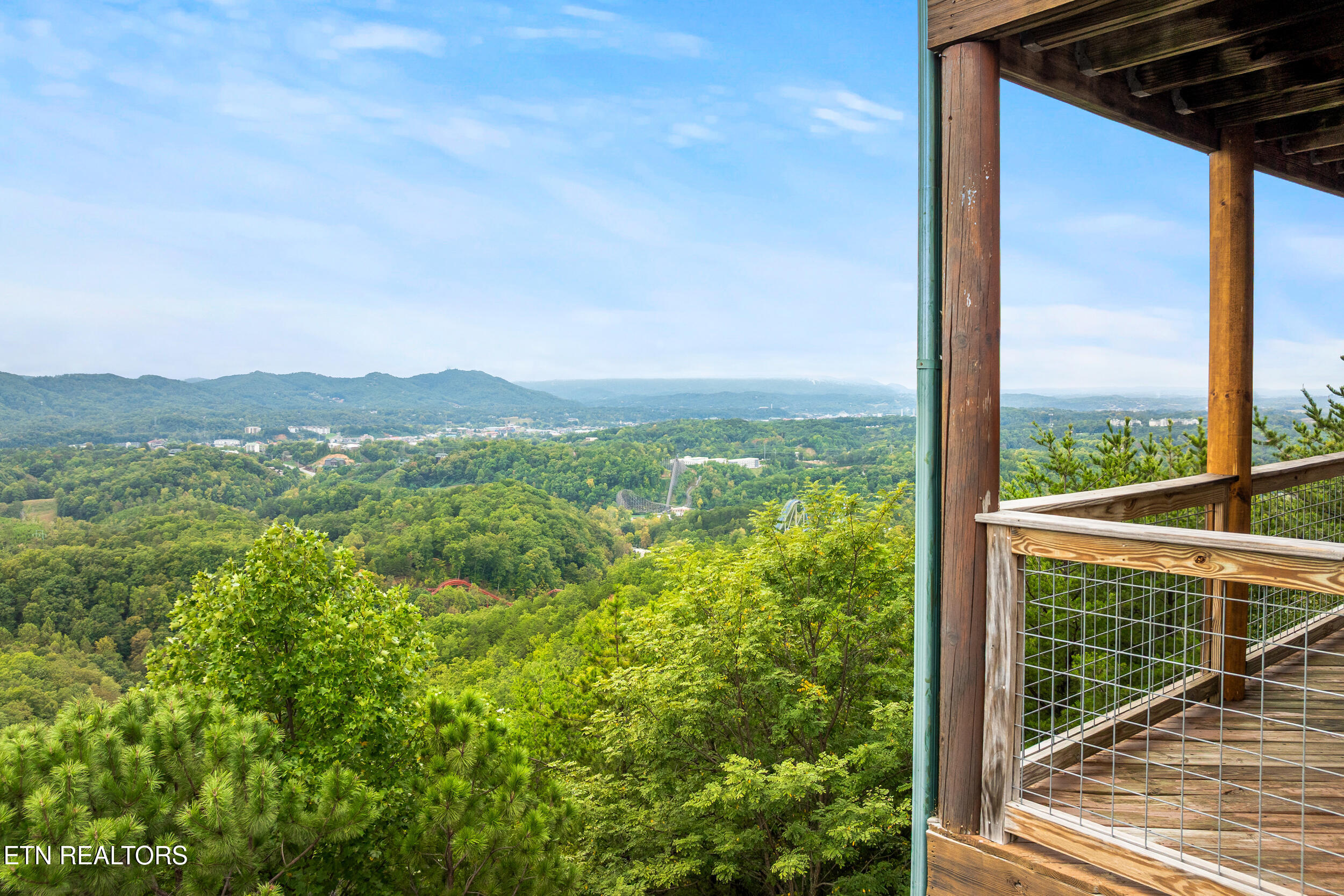 2422 Breezy Ridge Drive Sevierville TN 37876