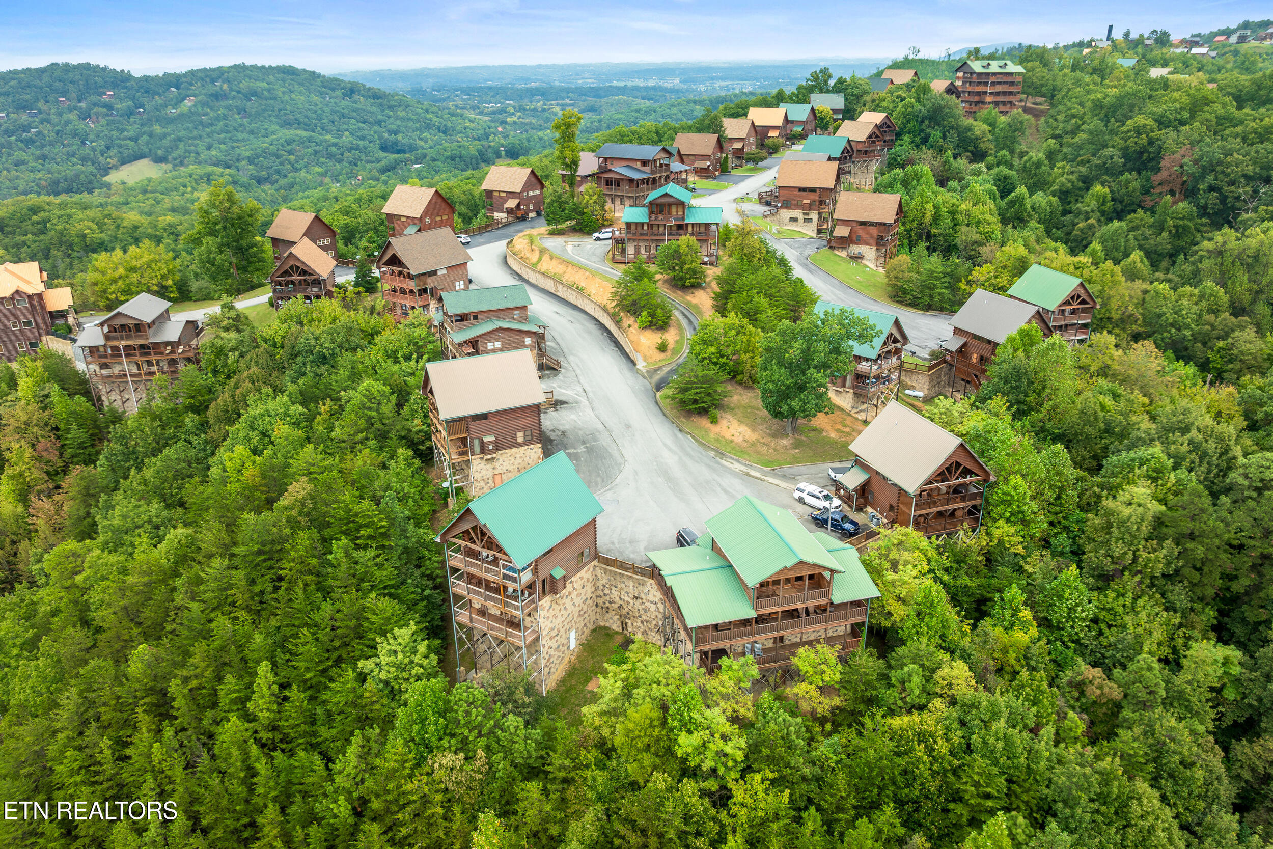 2422 Breezy Ridge Drive Sevierville TN 37876