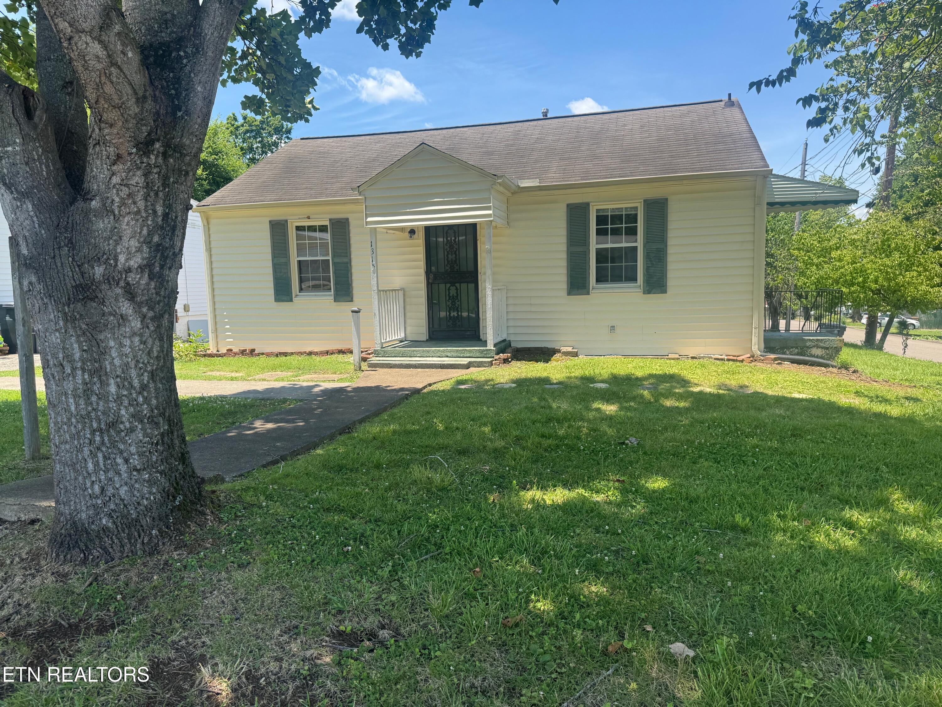 1315 E Red Bud Road Knoxville TN 37920