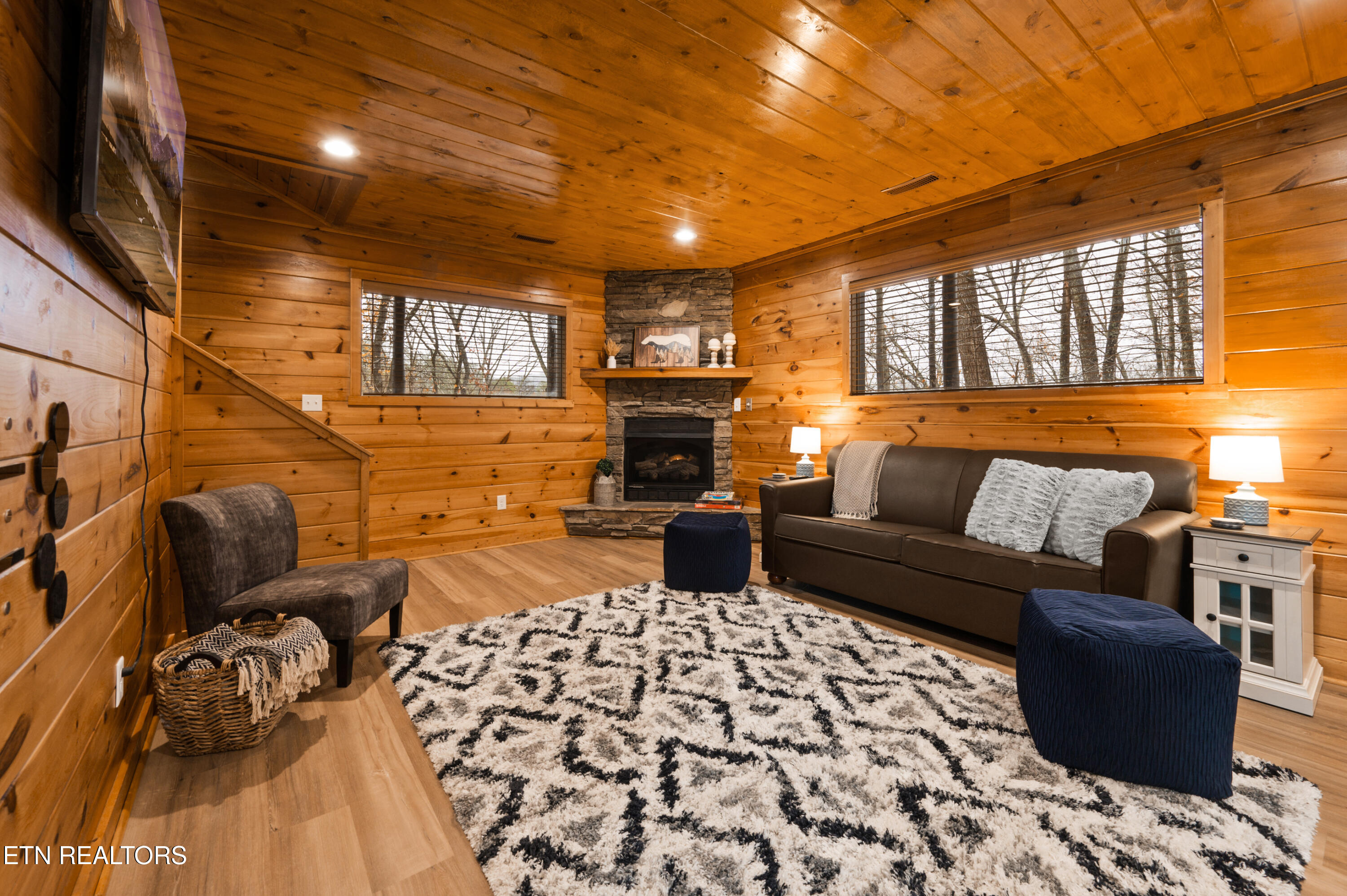 2633 Whipoorwill Hill Way Sevierville TN 37862