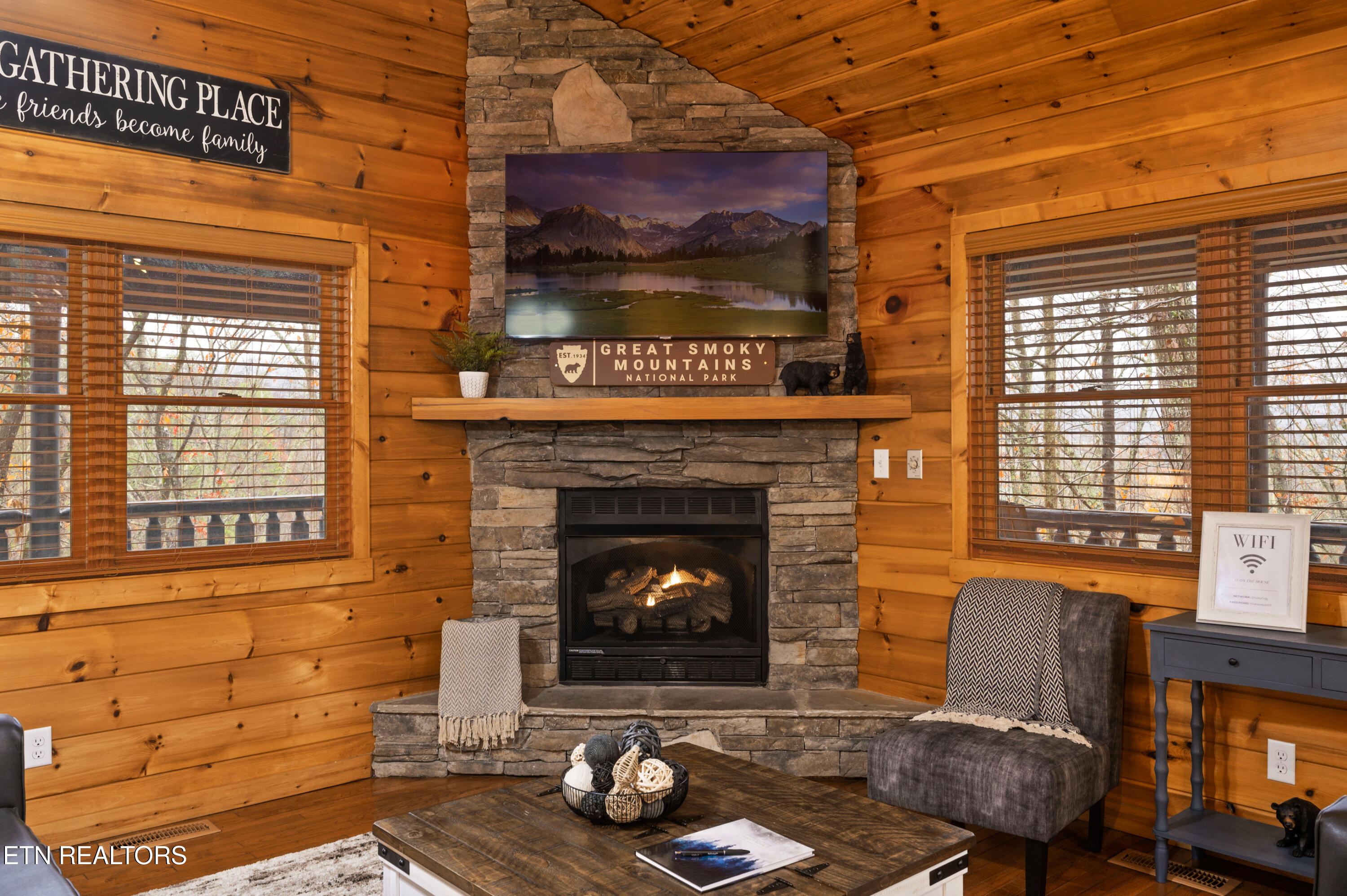 2633 Whipoorwill Hill Way Sevierville TN 37862