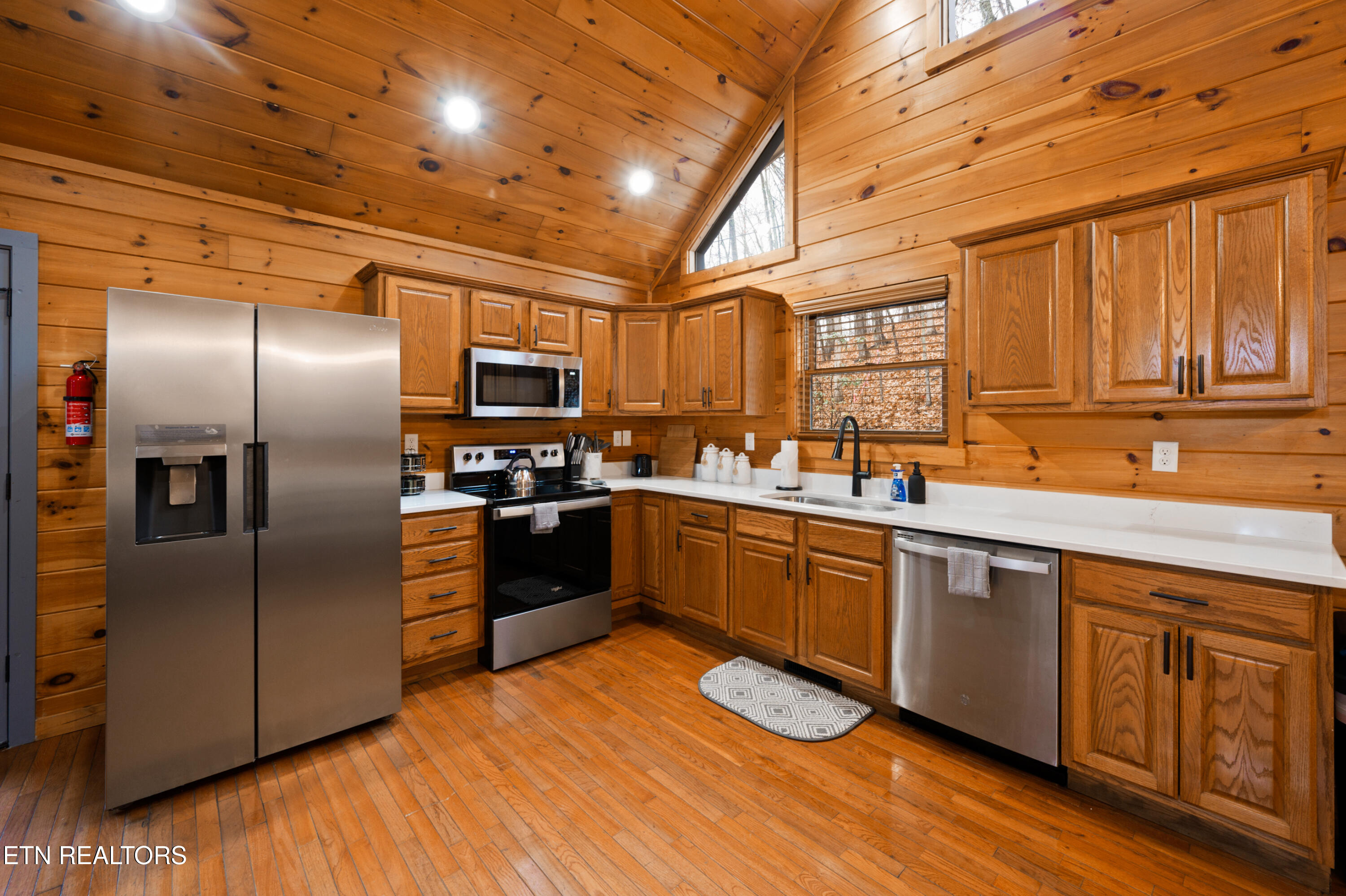 2633 Whipoorwill Hill Way Sevierville TN 37862