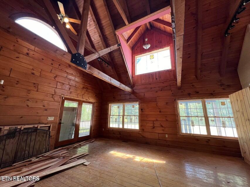 1631 Grave Hill Road Oneida TN 37841