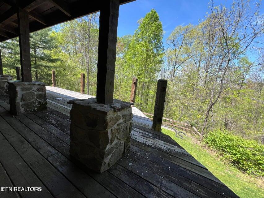 1631 Grave Hill Road Oneida TN 37841