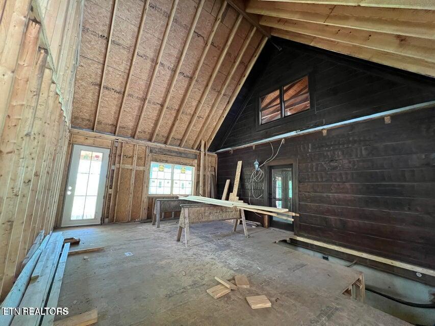 1631 Grave Hill Road Oneida TN 37841