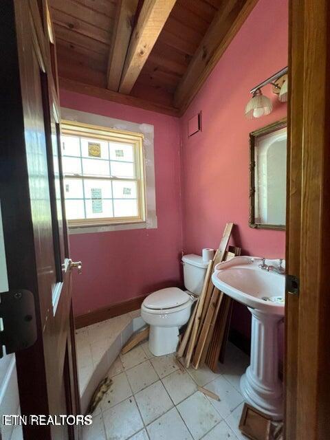 1631 Grave Hill Road Oneida TN 37841