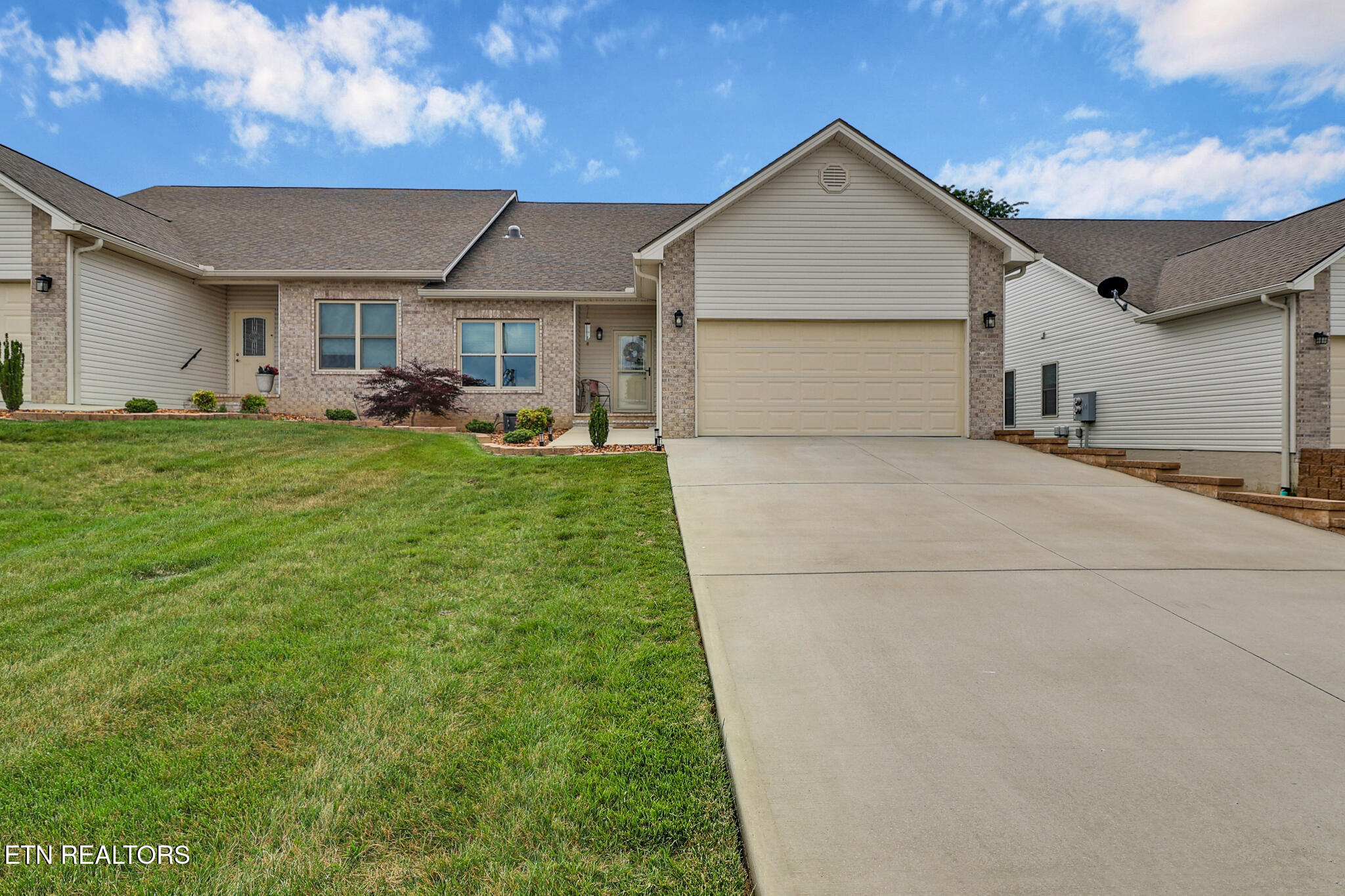 384 Woodgate Drive Crossville TN 38571