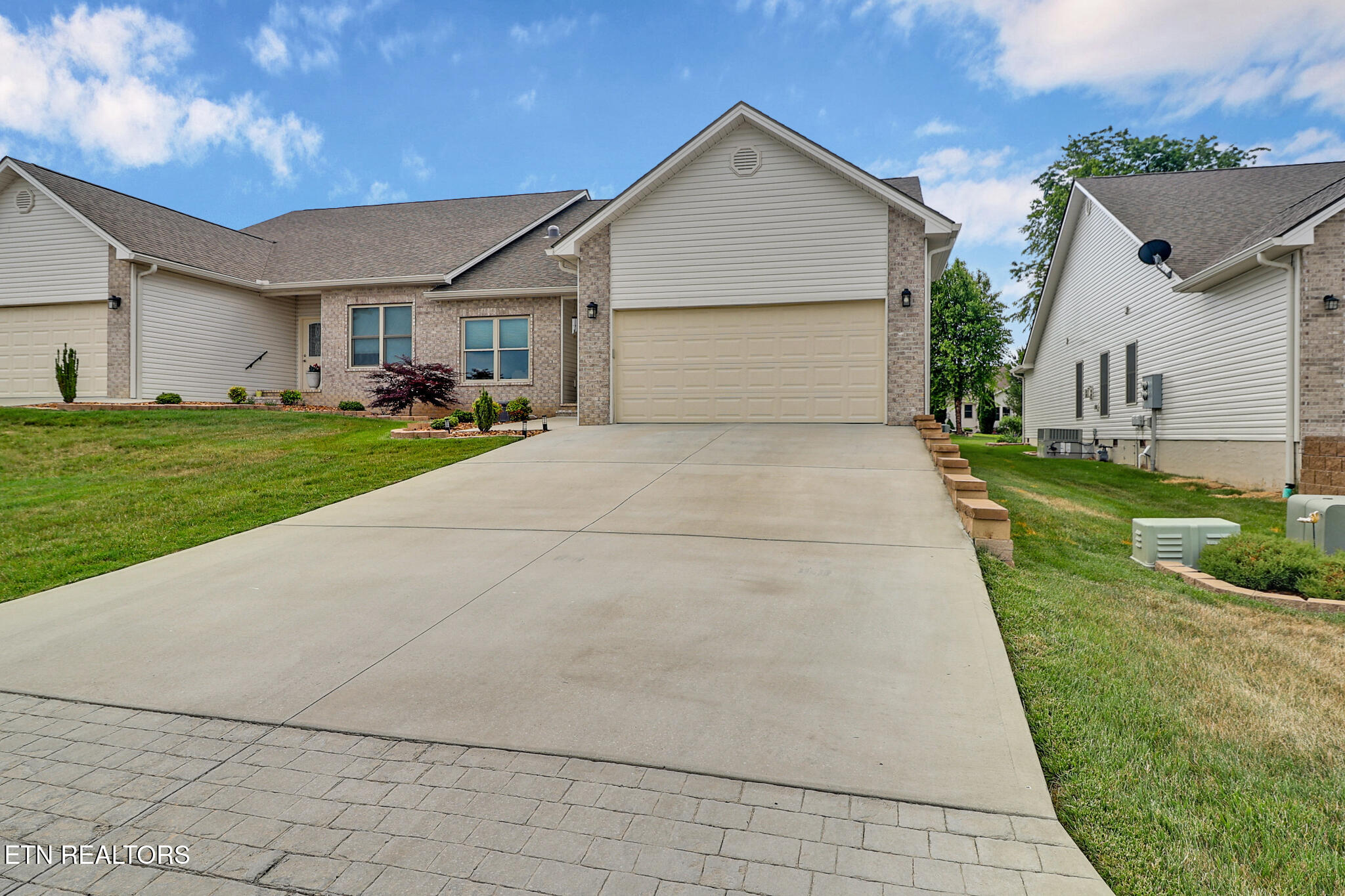 384 Woodgate Drive Crossville TN 38571