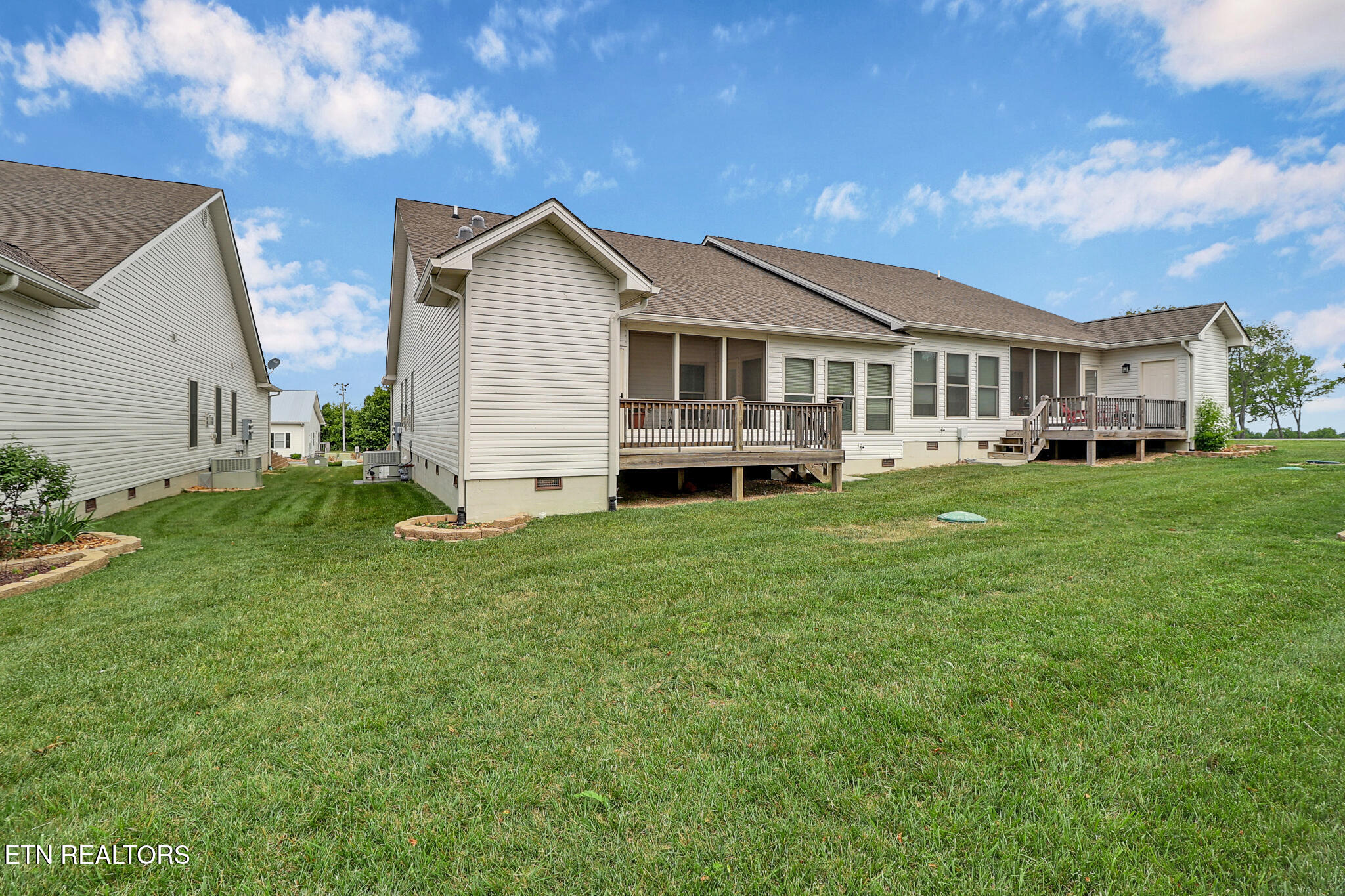 384 Woodgate Drive Crossville TN 38571