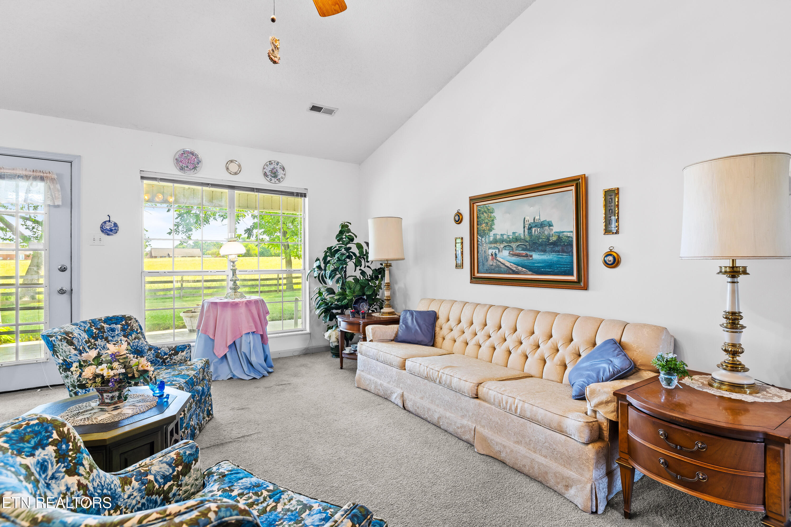 1510 Cavalier Drive Maryville TN 37803