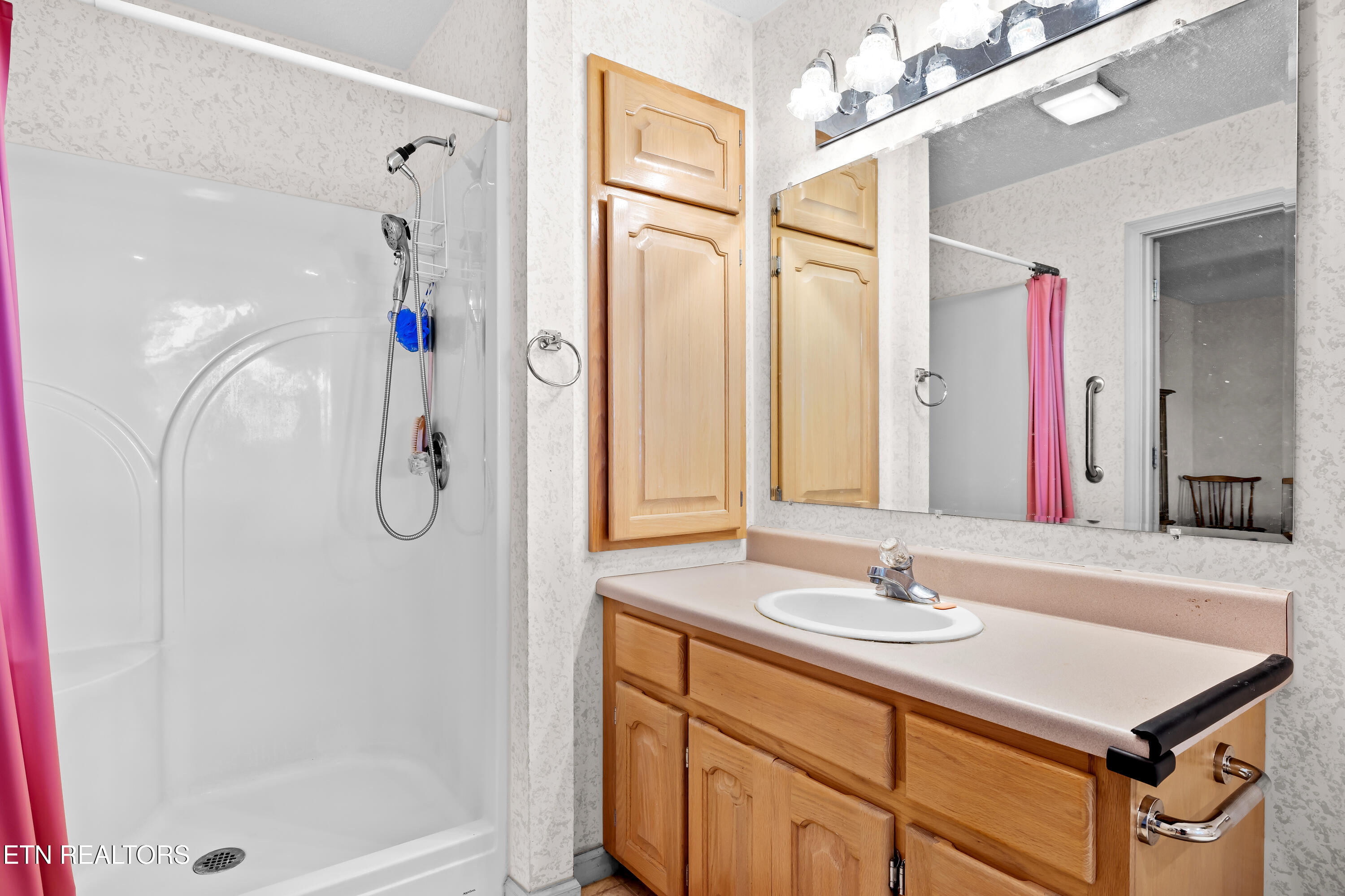 1510 Cavalier Drive Maryville TN 37803