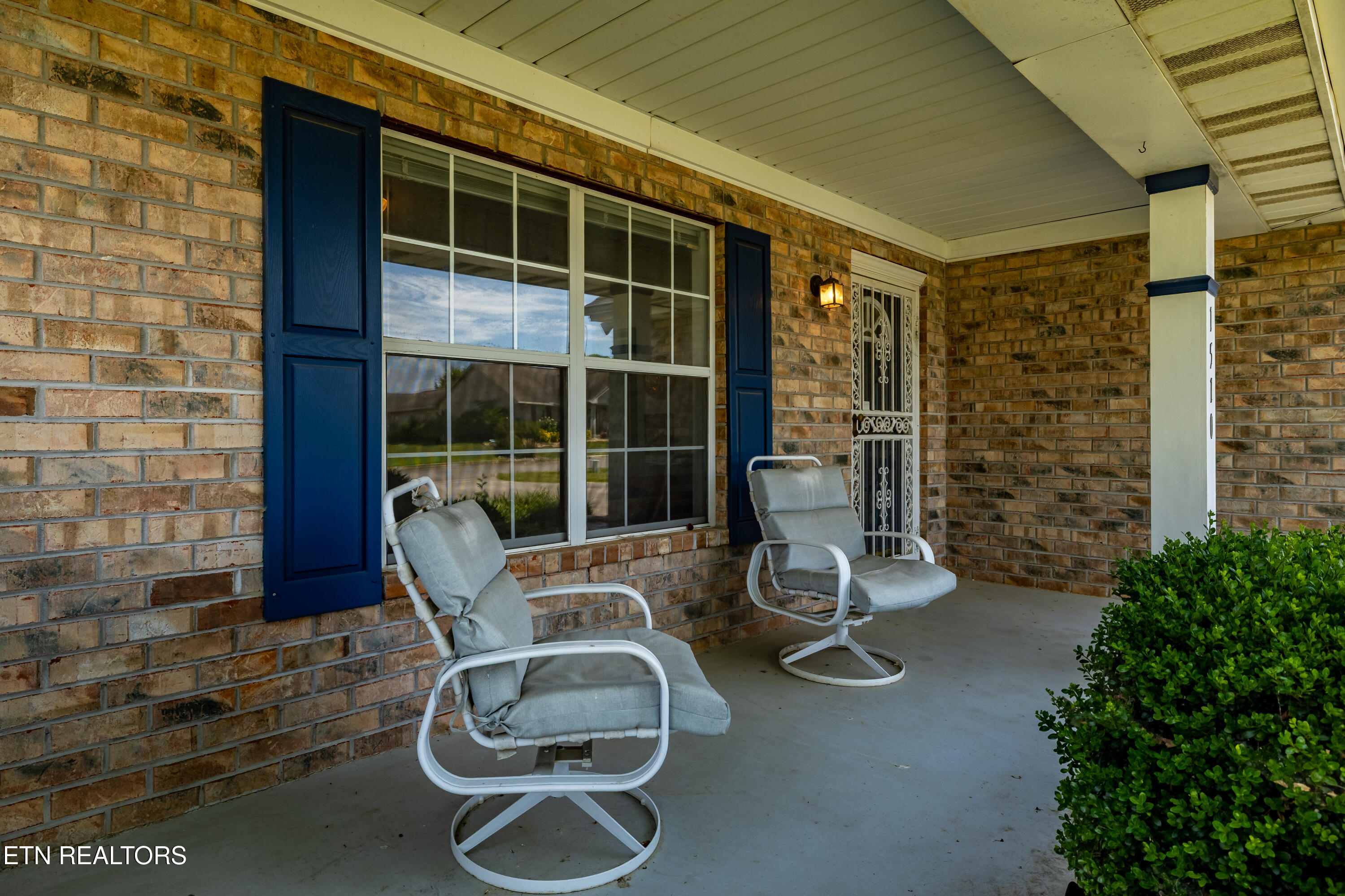 1510 Cavalier Drive Maryville TN 37803