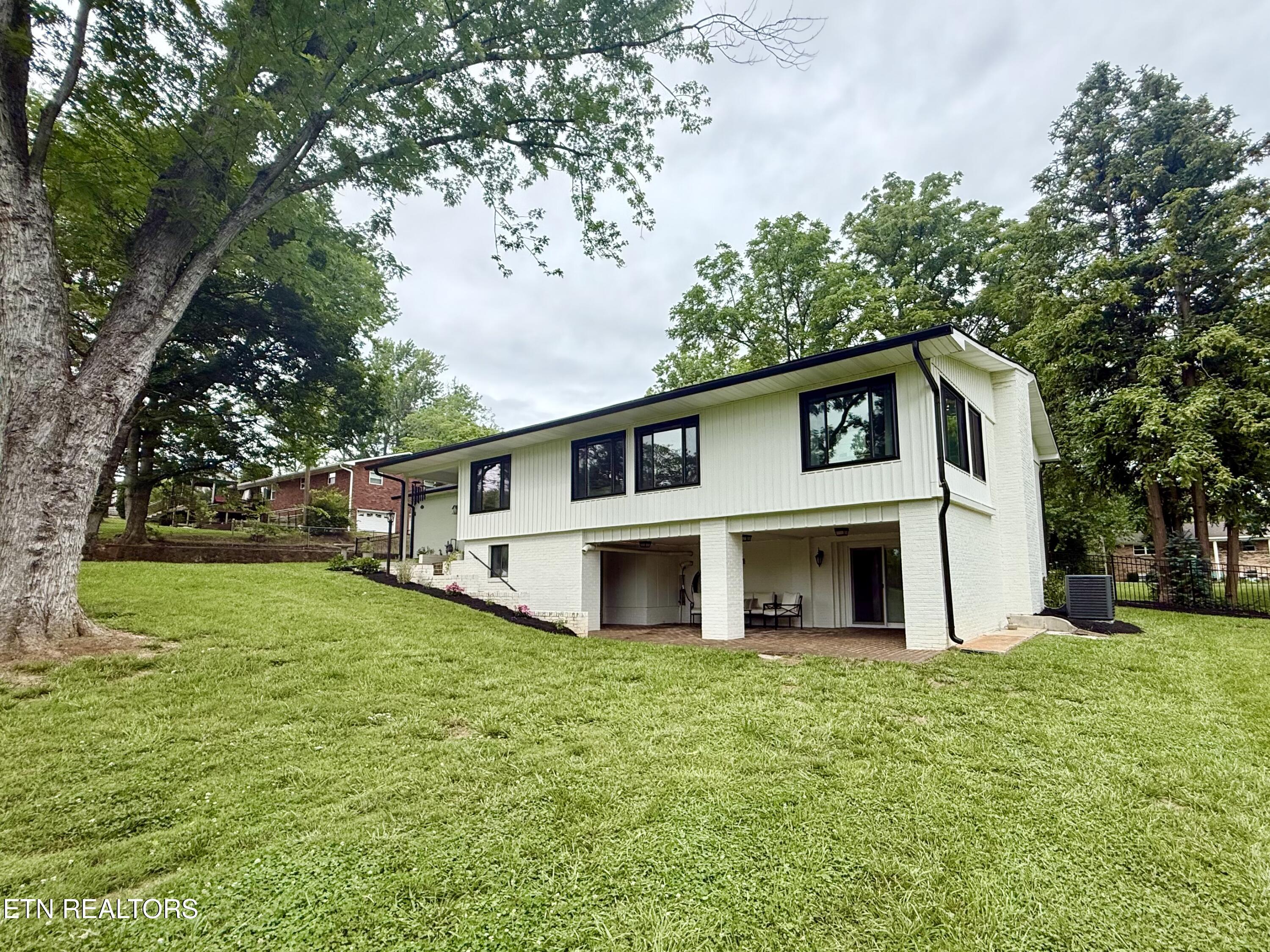 7509 Lancashire Boulevard Powell TN 37849