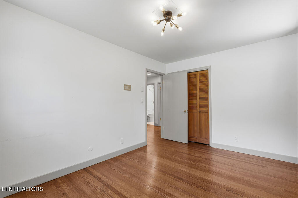 853 W Outer Drive Oak Ridge TN 37830