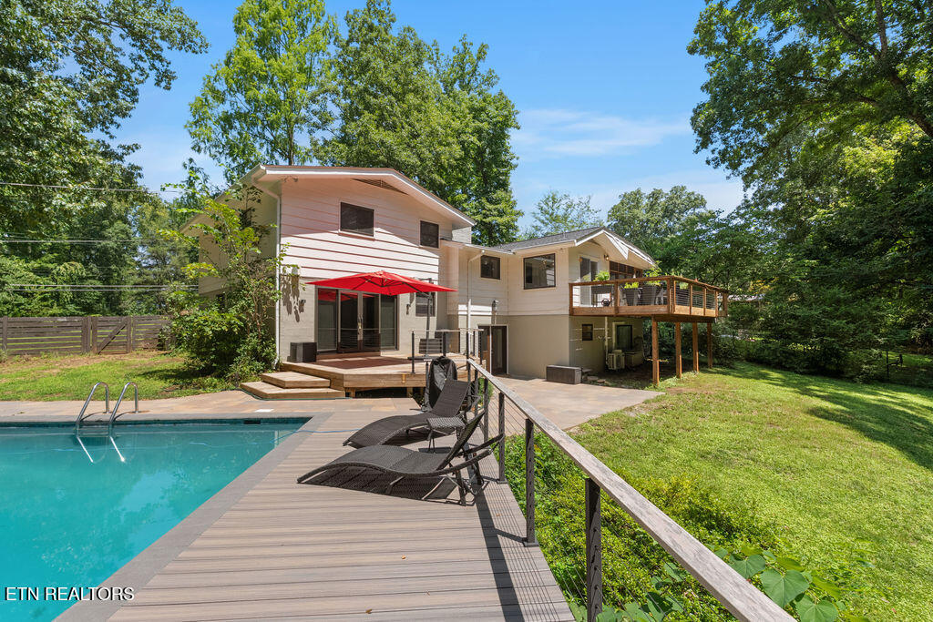 853 W Outer Drive Oak Ridge TN 37830