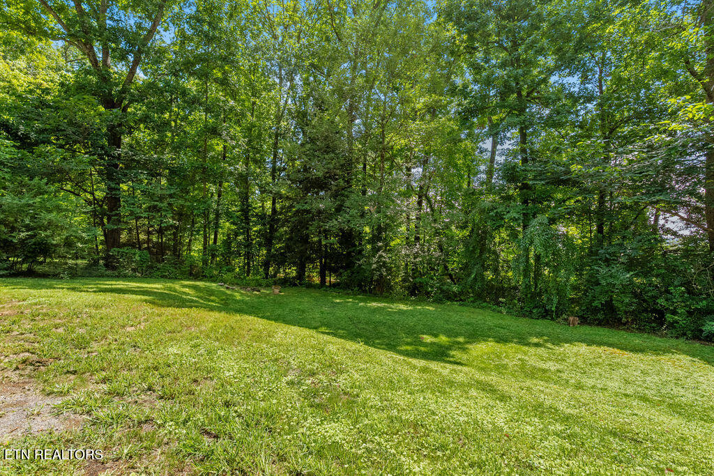 853 W Outer Drive Oak Ridge TN 37830