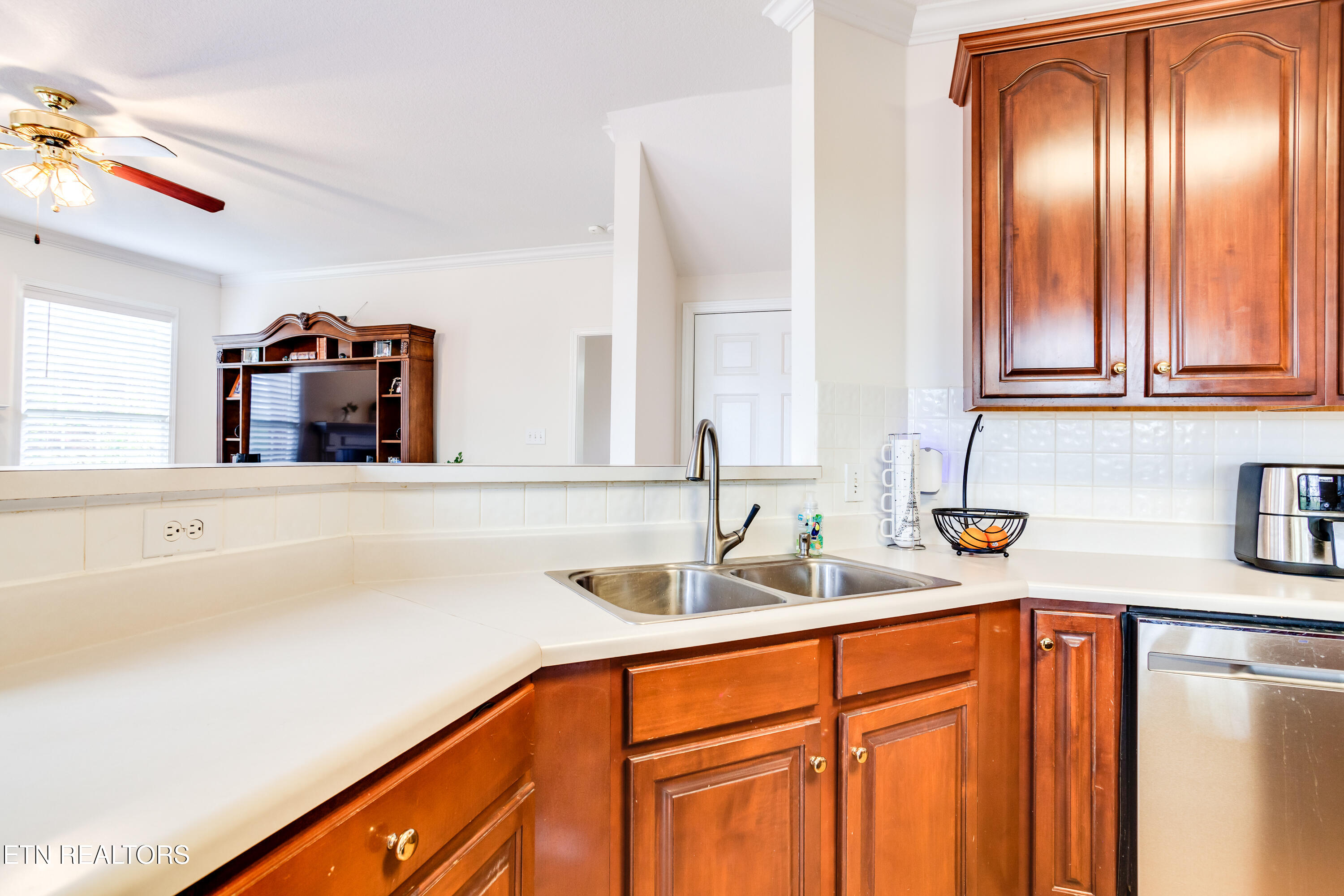 5648 Bridgehampton Drive Powell TN 37849